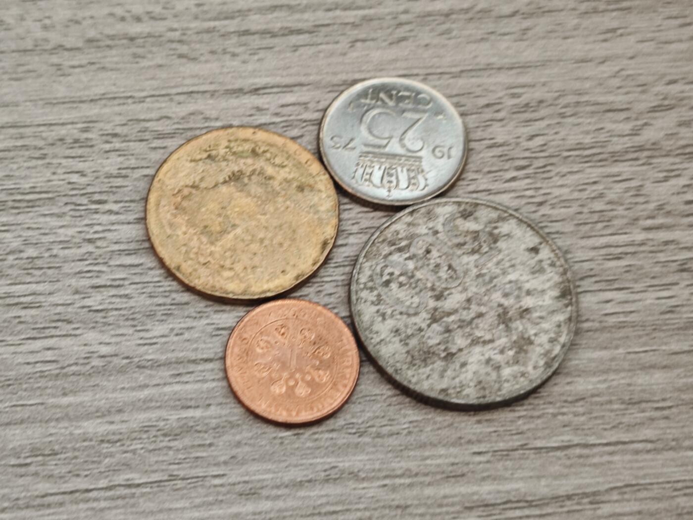 小小杂货铺第二十期（满五十包邮，可寄存，佣金为一元） 杂币四枚