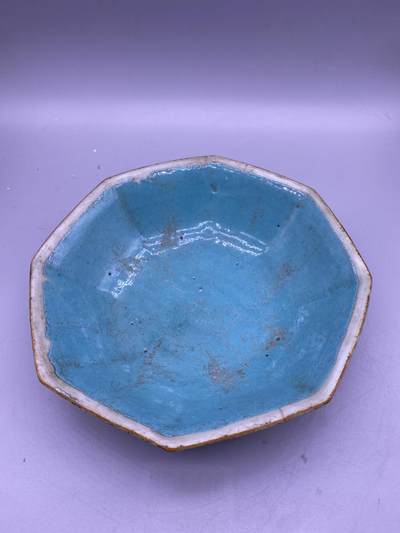 粉彩鱼藻纹花口碗，尺寸18.5厘米，品相如图，200包快递 - 粉彩鱼藻纹花口碗，尺寸18.5厘米，品相如图，200包快递