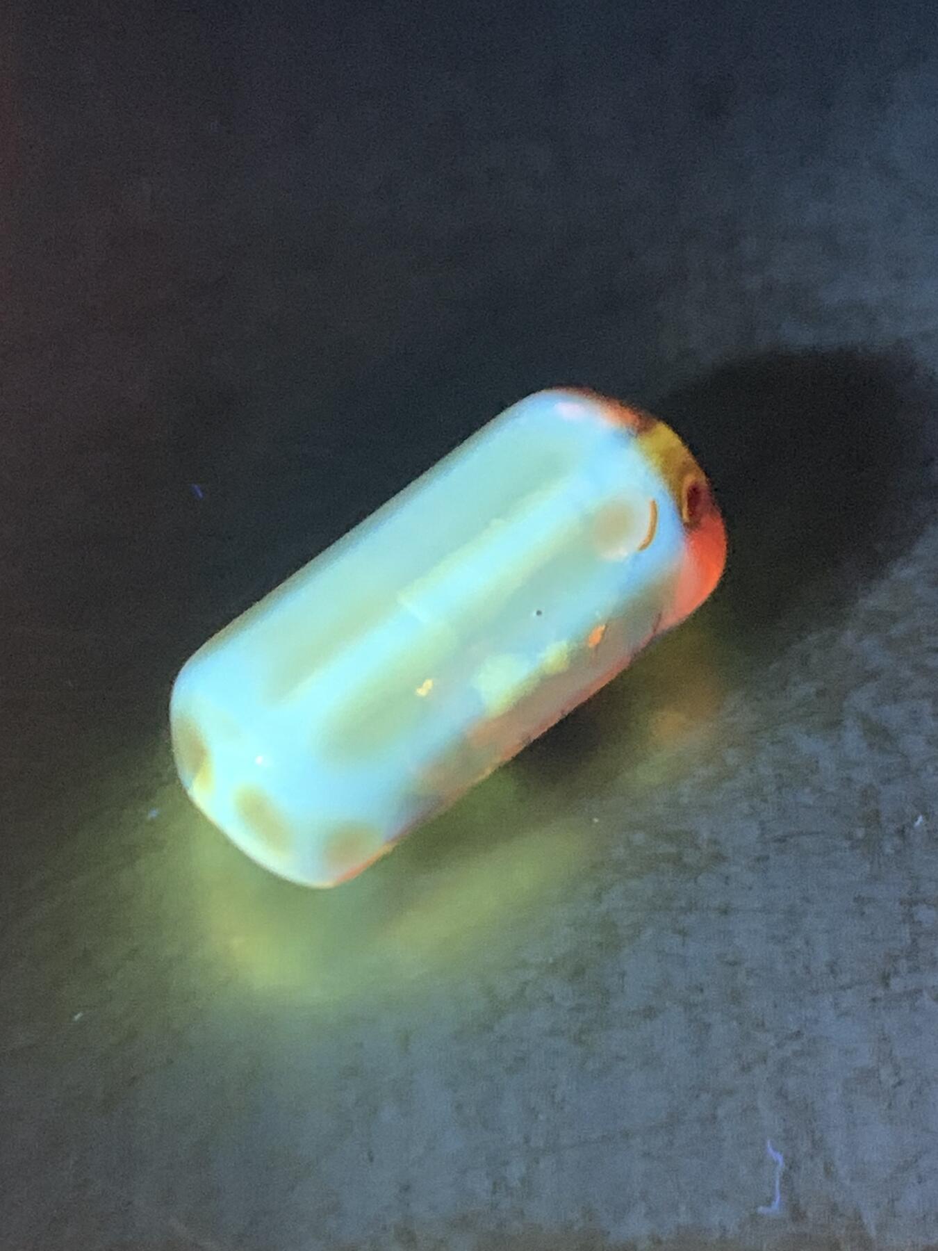 乌克兰花珀通货随形桶珠一个