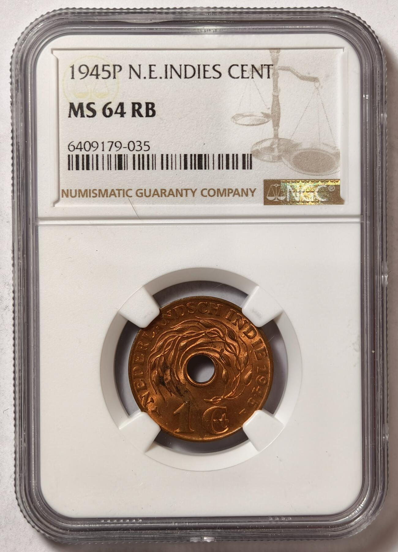 紫瑗钱币——第480期 荷属东印度 1945年 P版 1分 中孔 NGC MS64 RB
