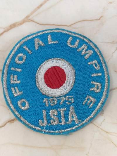 【海宁潮】杂件场 - 【海宁潮】1975年日本官方裁判针织徽章，直径7厘米