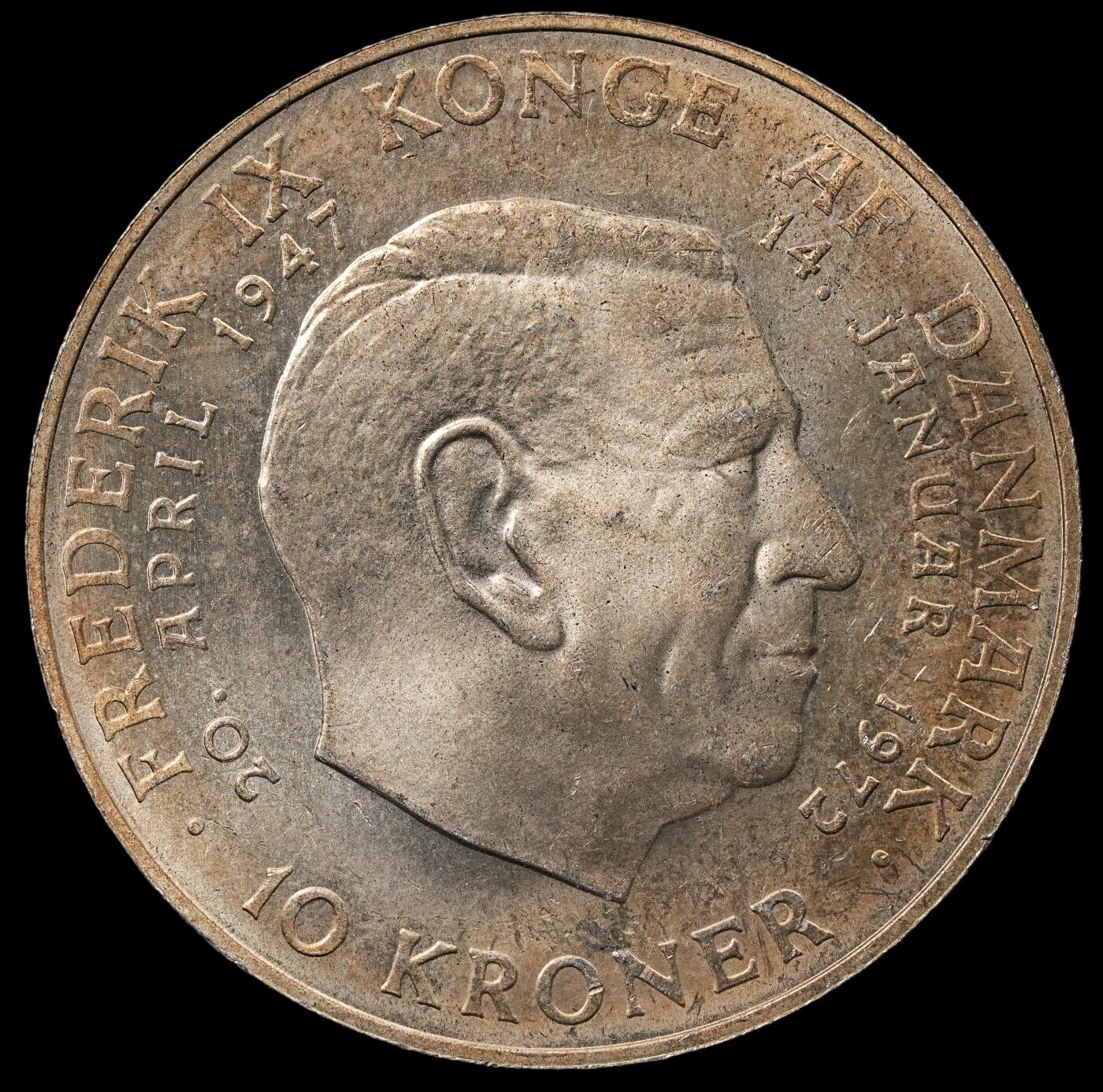修遠堂世界钱币第五十一期 全场包邮 1972年丹麦国王更迭纪念10克朗银币 20.40g，含银80%