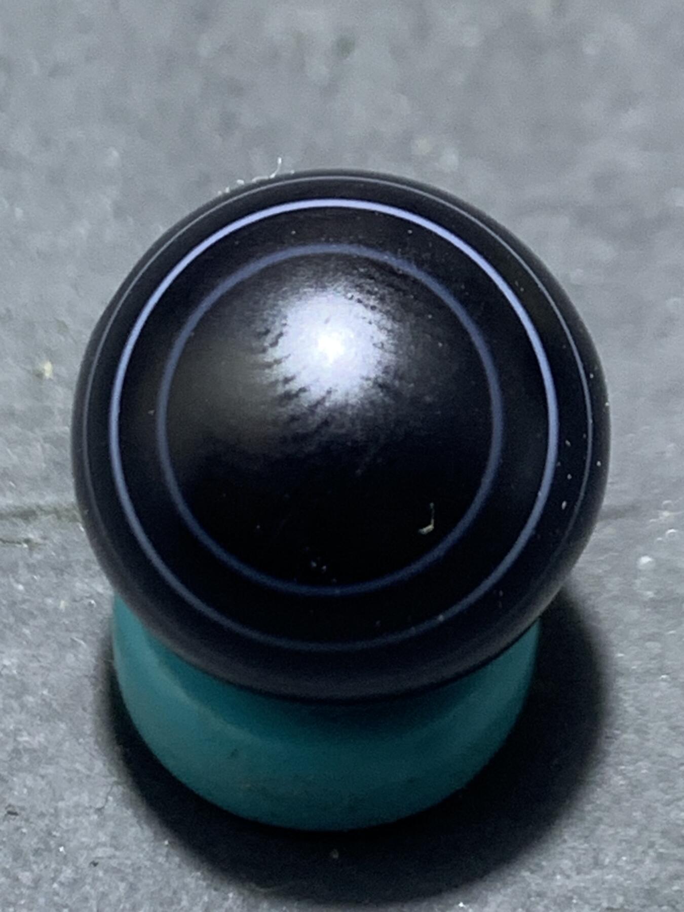 精品亚光药师玛瑙天眼圆珠一颗！