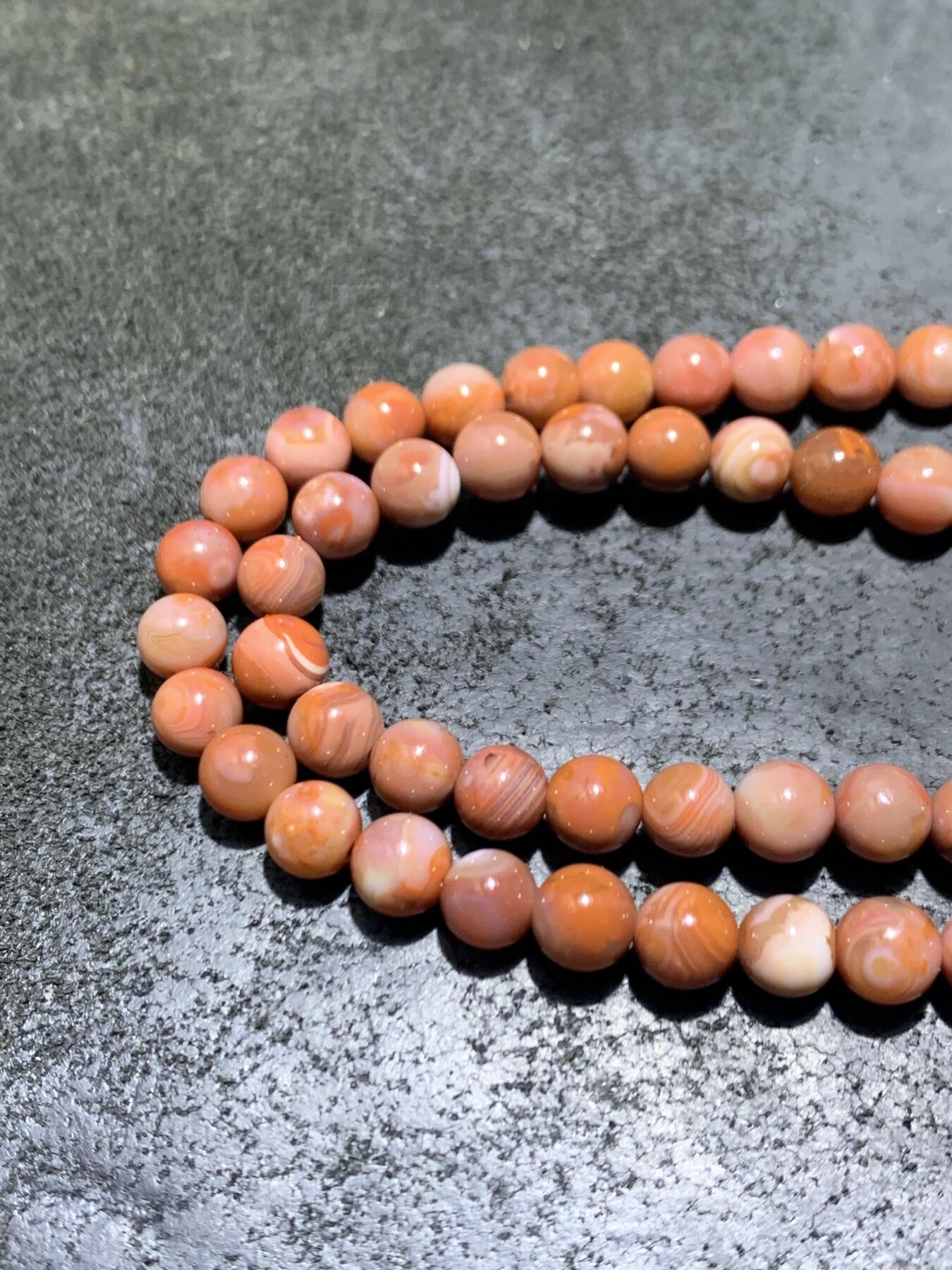 川料南红玛瑙多圈手串一条！