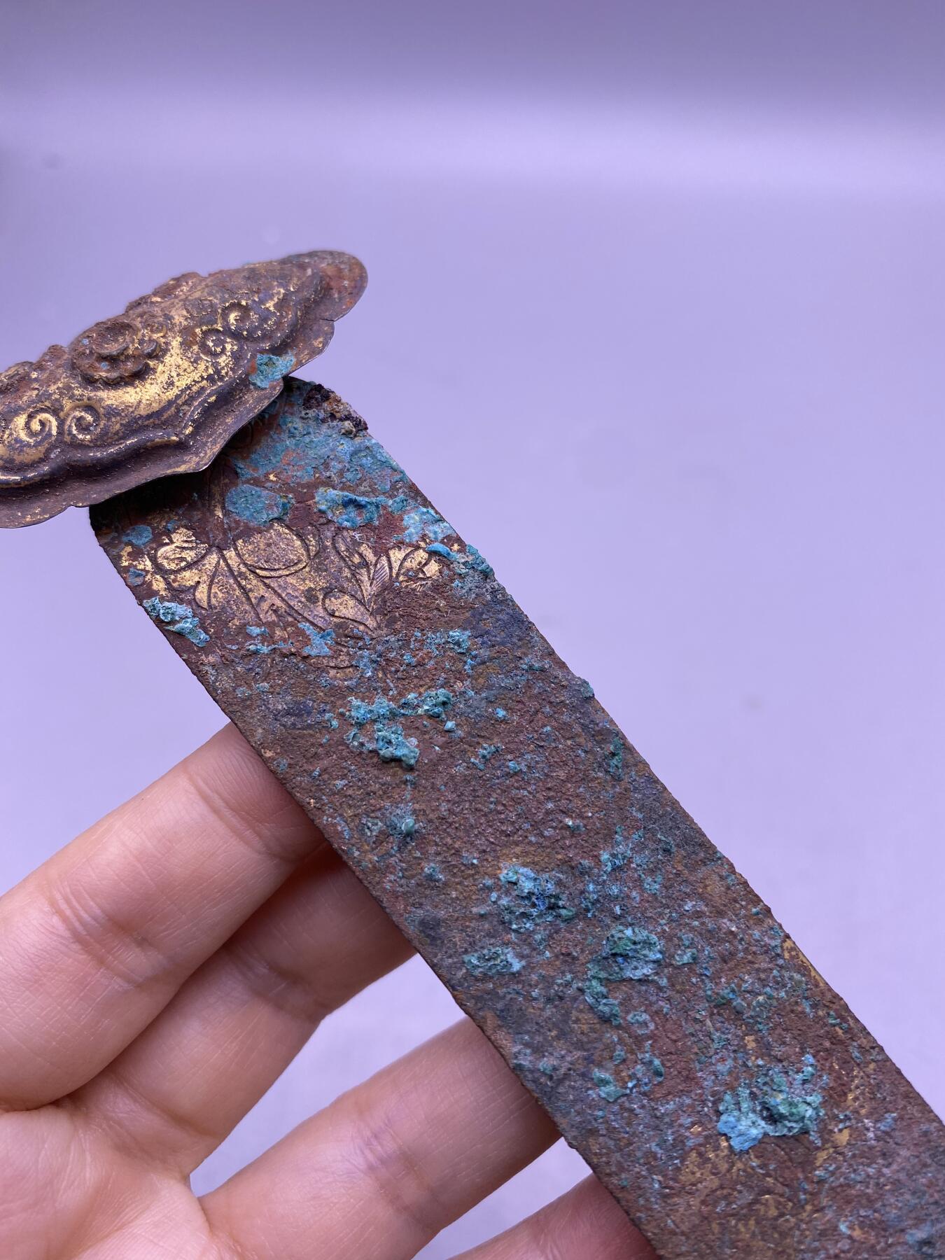 铜鎏金如意簪子，尺寸14.2厘米，未清理，品相如图，168包快递