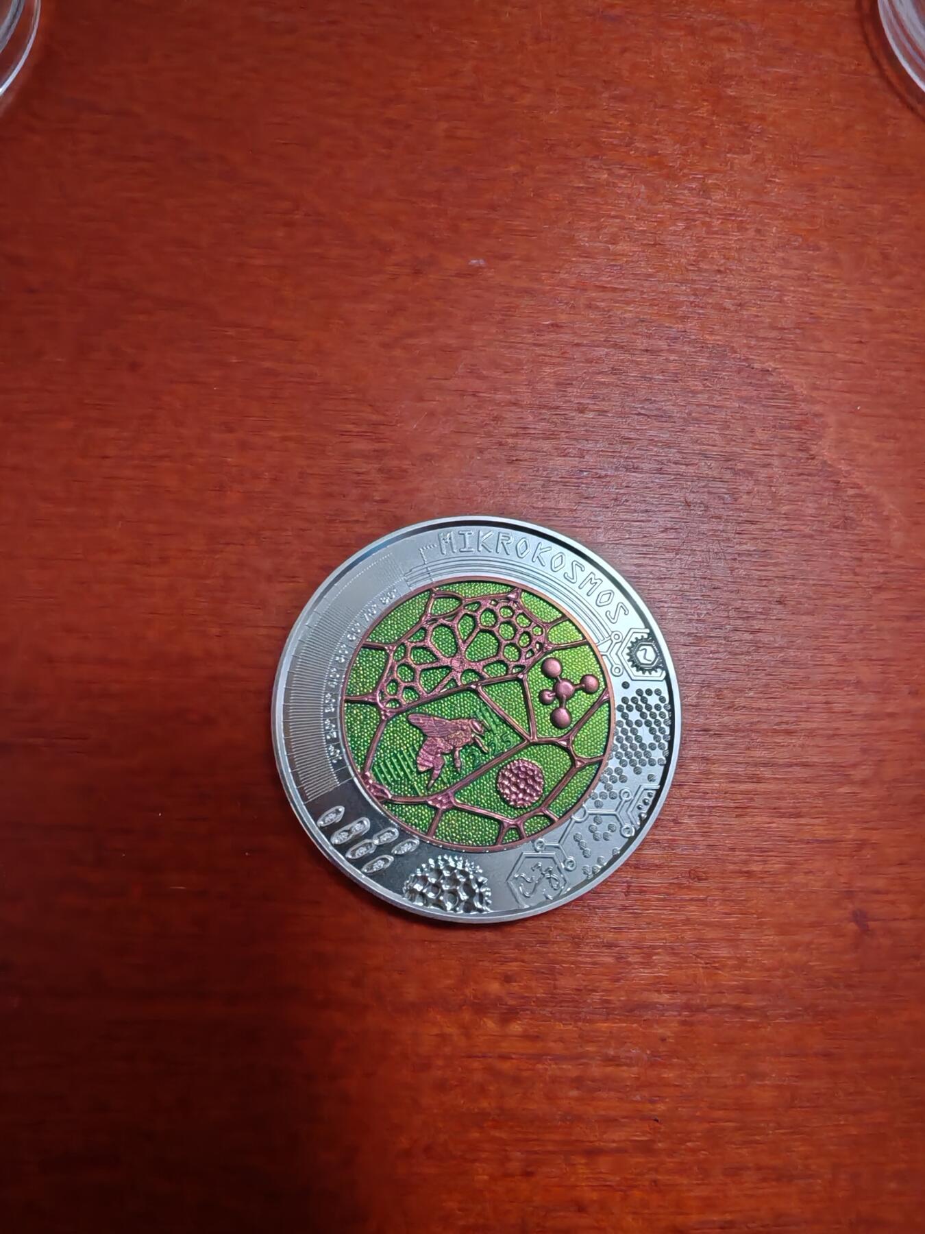 长老汇龙年精选第三十九场拍卖 2017奥地利微观世界25欧元银铌双色币，盒证全