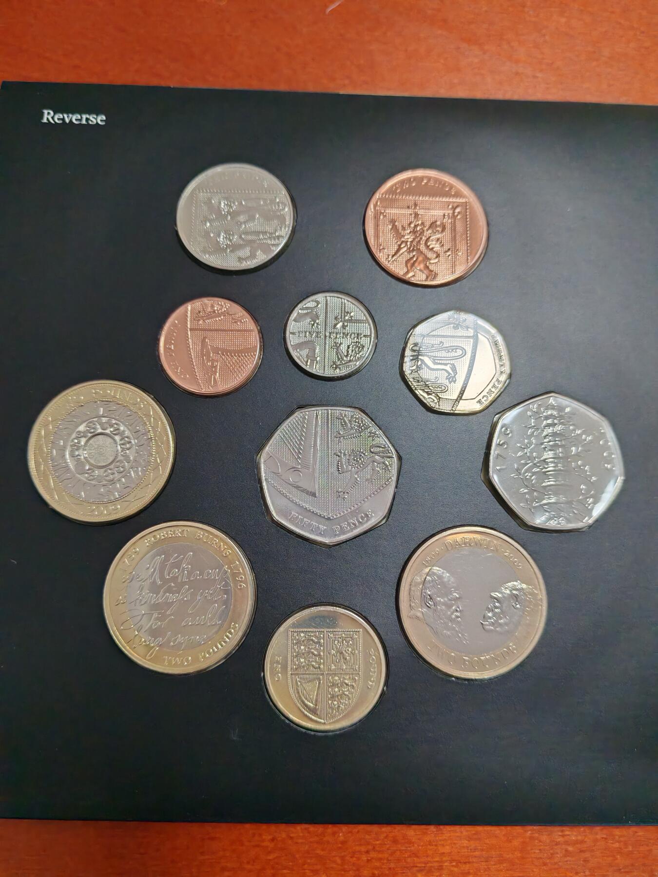长老汇龙年精选第三十九场拍卖 2009英国11枚套币，含最稀缺的的邱园50便士，市场价3000元