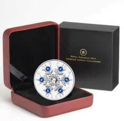 【币将精彩】世界钱币拍卖（2025-12-17） - 加拿大2008年蓝色雪花水晶镶嵌银币  面值20元 重量31.39克 直径38毫米 币面镶嵌施华洛世奇水晶元素，发行量15000枚，原盒证书。