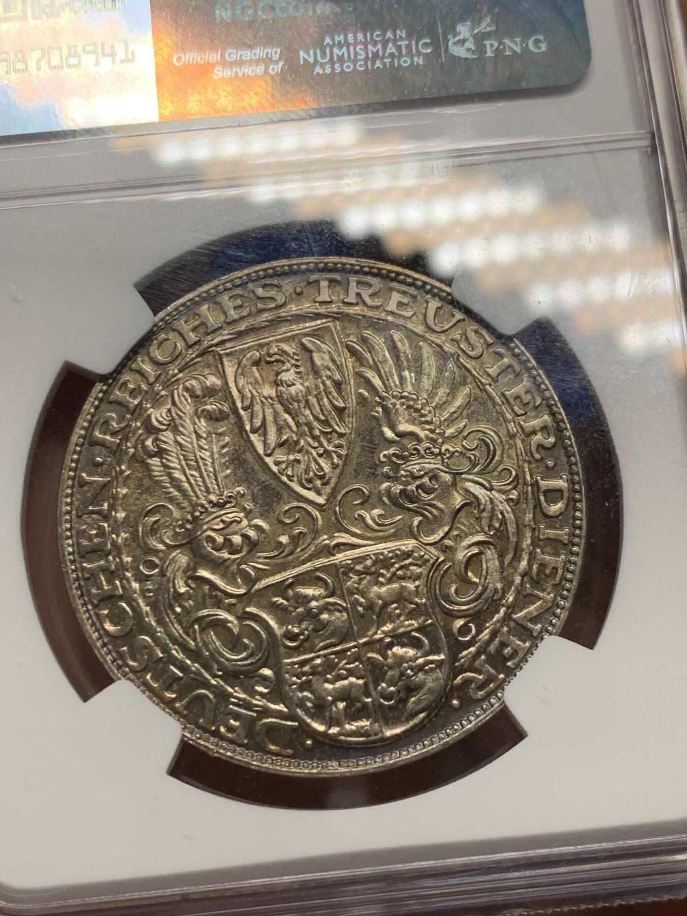 《竞宝斋》第341场 周日，周一，2场连拍 （全场包邮） NGC MS63 德国1927年兴登堡80大寿5马克纪念币章，原汁原味淡金彩老包浆，包浆醇厚  状态极佳。