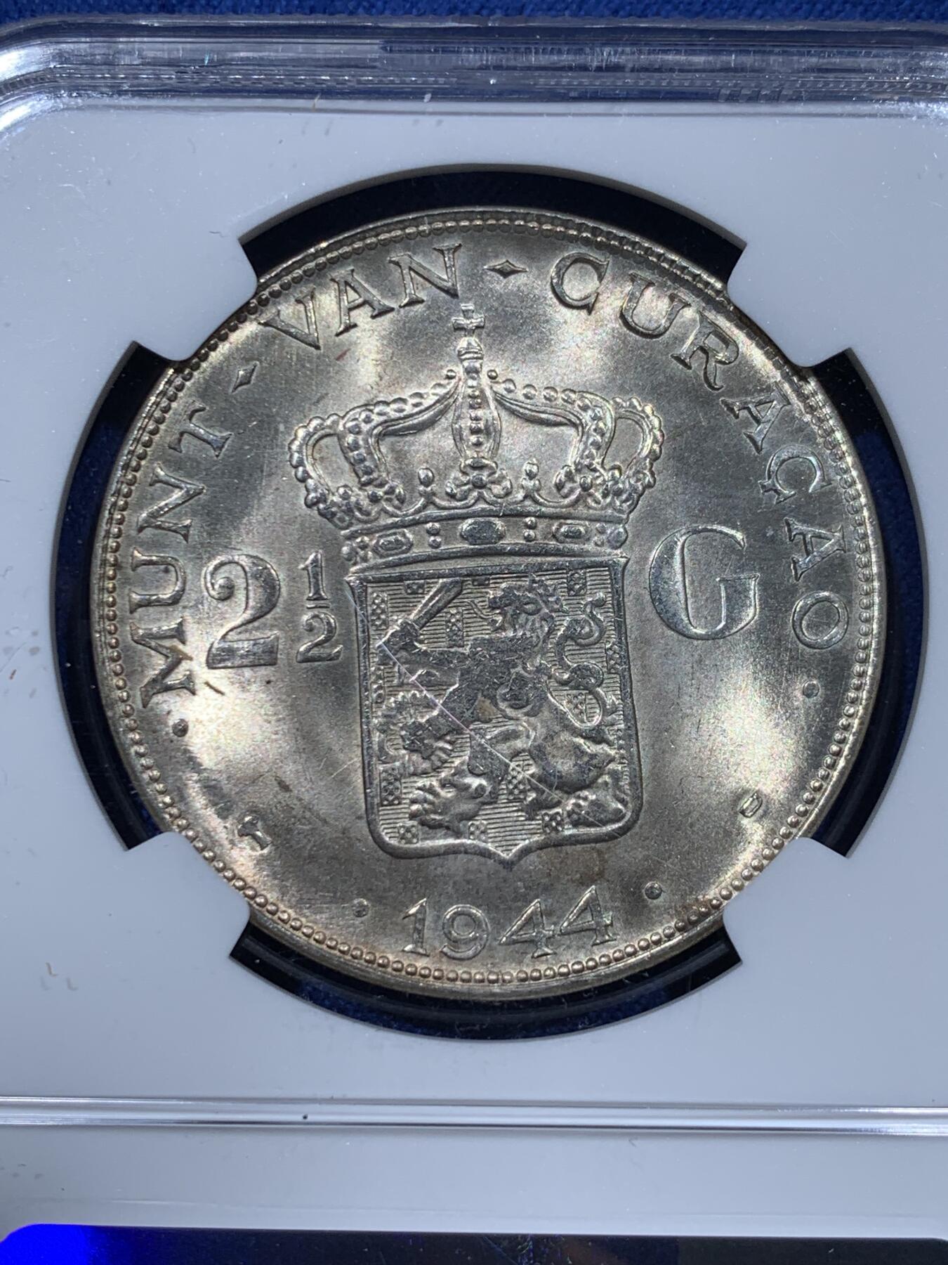 《竞宝斋》第341场 周日，周一，2场连拍 （全场包邮） NGC MS64 荷属库拉索1944年2.5盾银币 卷拆转光品