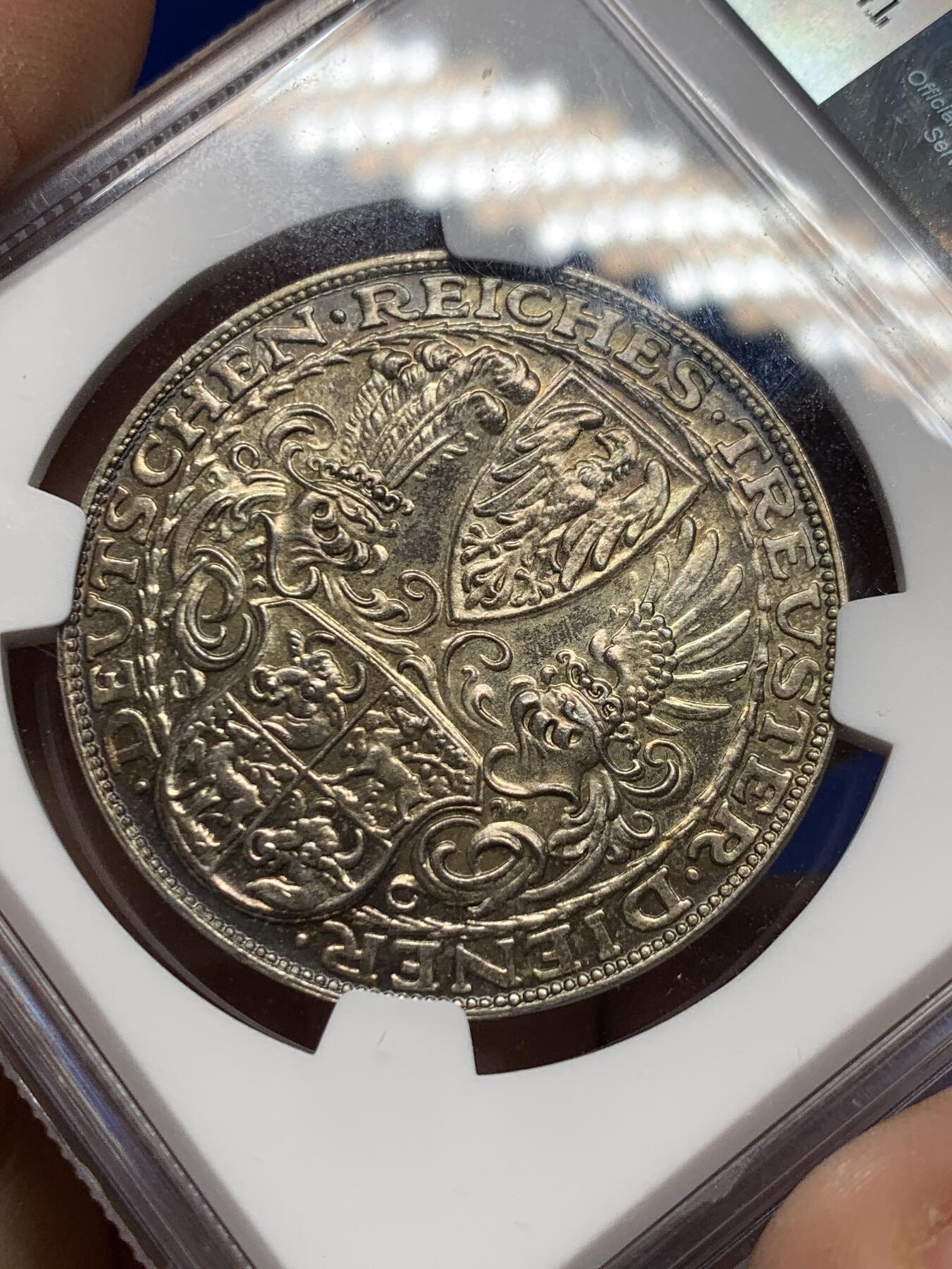 《竞宝斋》第341场 周日，周一，2场连拍 （全场包邮） NGC MS63 德国1927年兴登堡80大寿5马克纪念币章，原汁原味淡金彩老包浆，包浆醇厚  状态极佳。