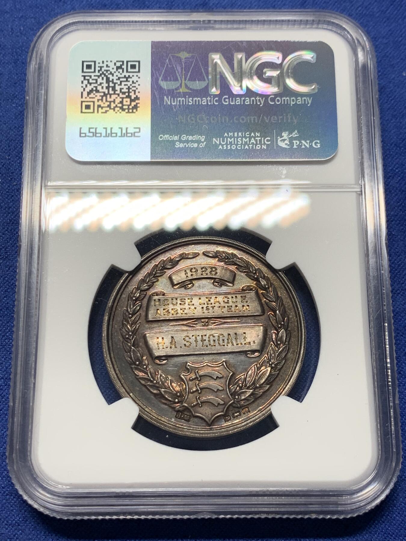 《竞宝斋》第341场 周日，周一，2场连拍 （全场包邮） NGC MS62 英国伊尔福德游泳协会获奖银章，33毫米，银戳齐全