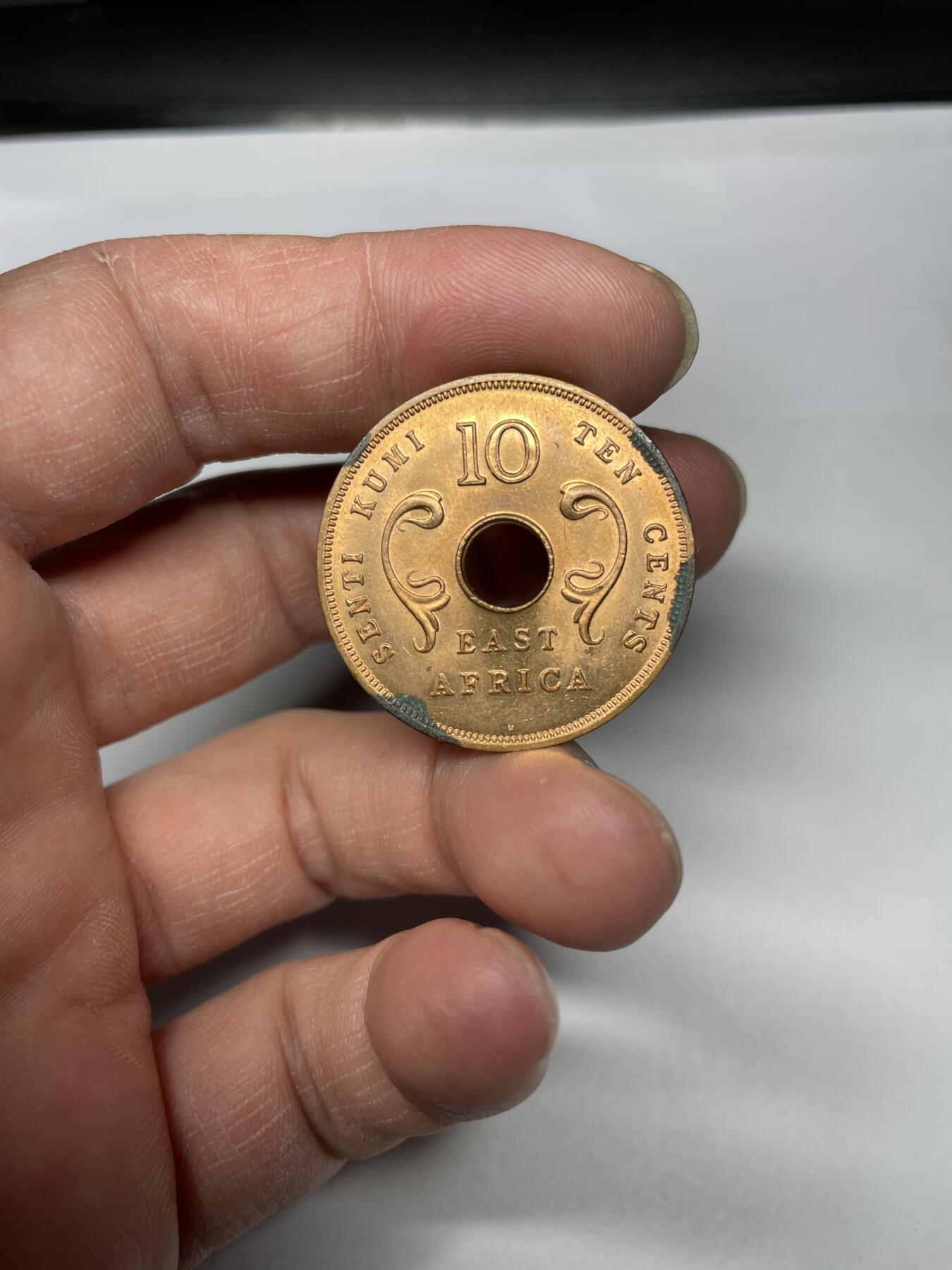 每日一拍，2024年集古藏今外币拍卖第十九期-第8场—（总第188拍），可以寄存60天，满160元包邮。 1964年东非10分