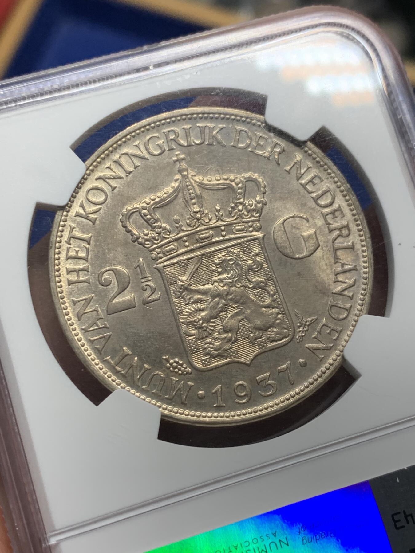 《竞宝斋》第341场 周日，周一，2场连拍 （全场包邮） NGC MS61 荷兰 1937年 2.5荷兰盾 威廉敏娜 银币 欧洲灰色包浆