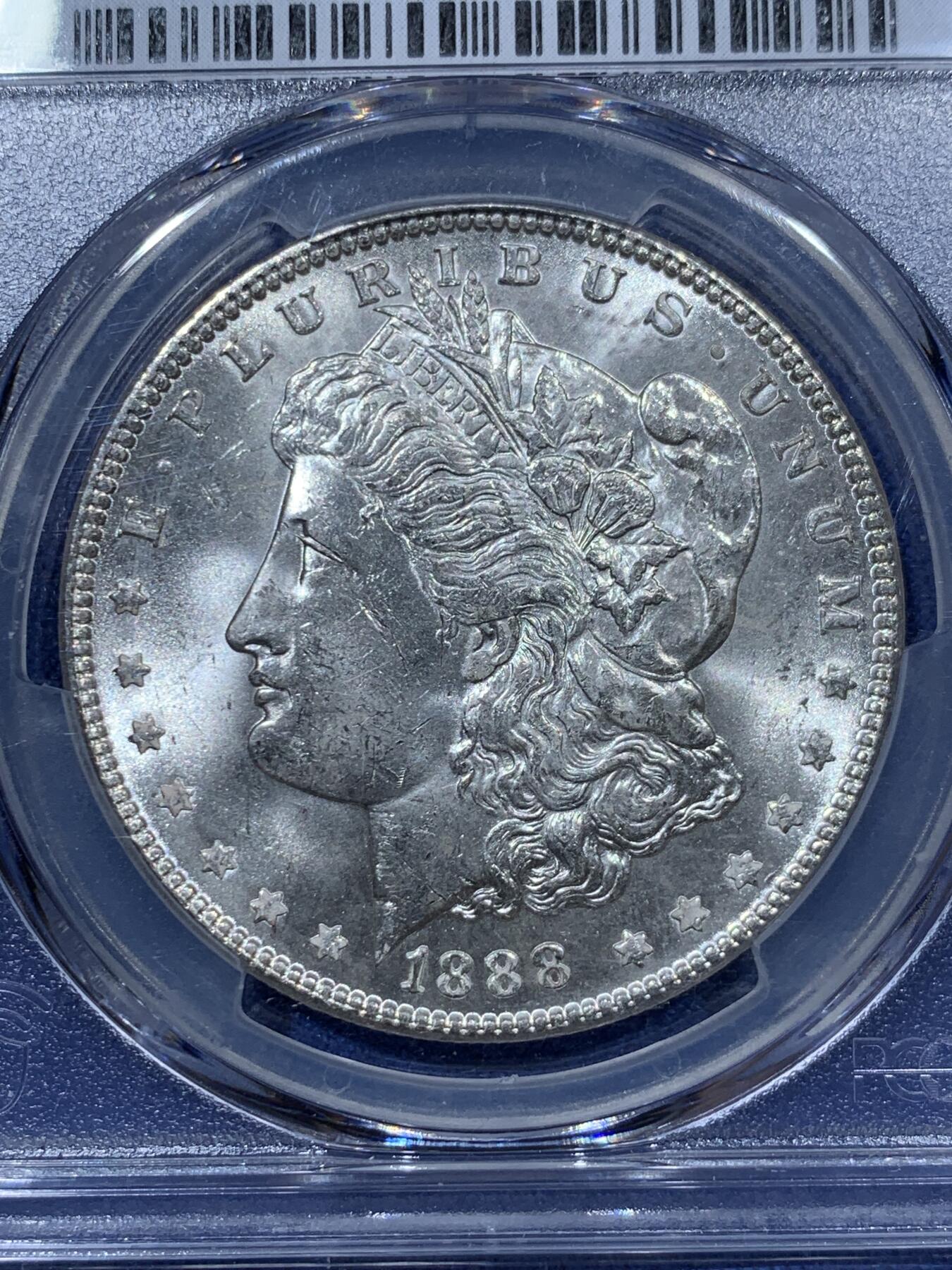 《竞宝斋》第341场 周日，周一，2场连拍 （全场包邮） PCGS MS63 美国1888年摩根女神1美元银币 卷拆品 少见吉祥年份 币面状态极佳
