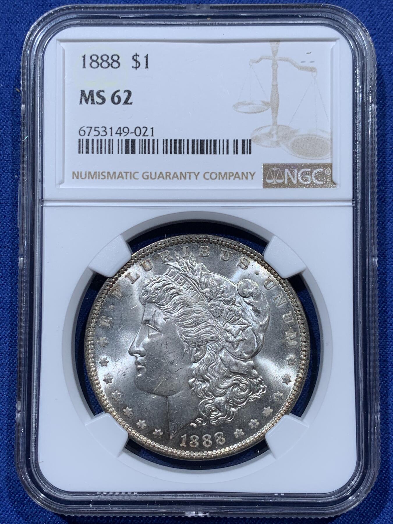 《竞宝斋》第341场 周日，周一，2场连拍 （全场包邮） NGC MS62 美国1888元摩根1美元银币，拆卷光度极佳，23年底上海评