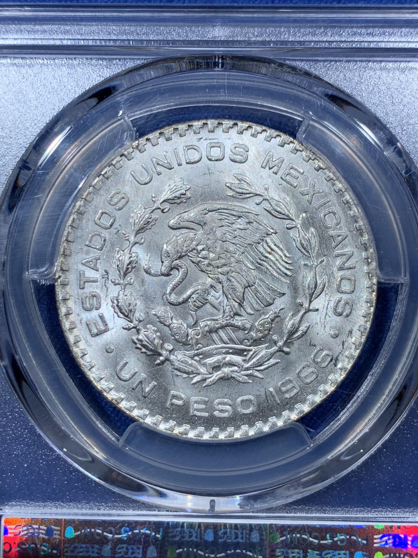 《竞宝斋》第341场 周日，周一，2场连拍 （全场包邮） PCGS MS65 墨西哥1966年海盗鹰洋1比索银币