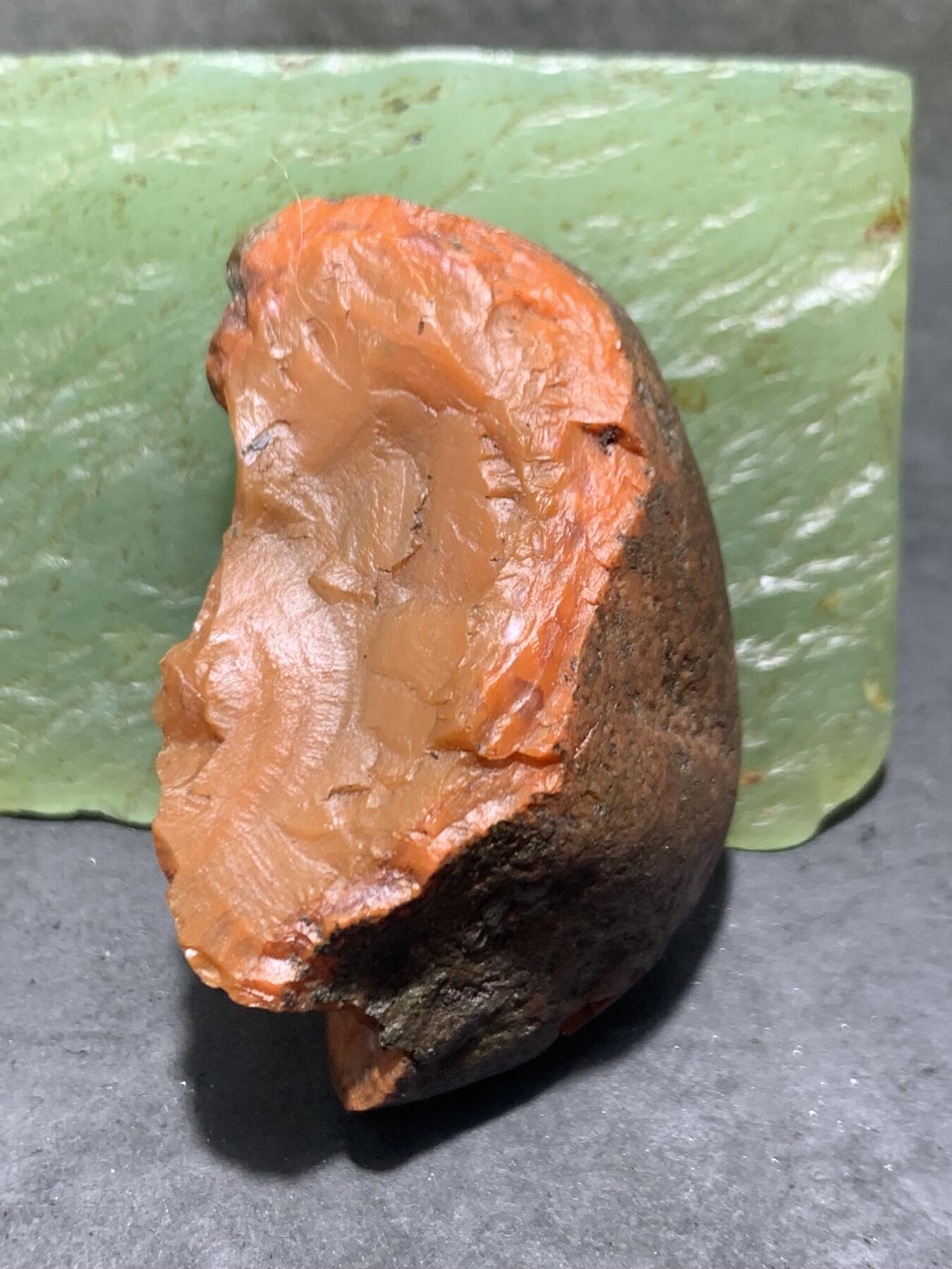 精美冰红大开窗料南红玛瑙原石一颗