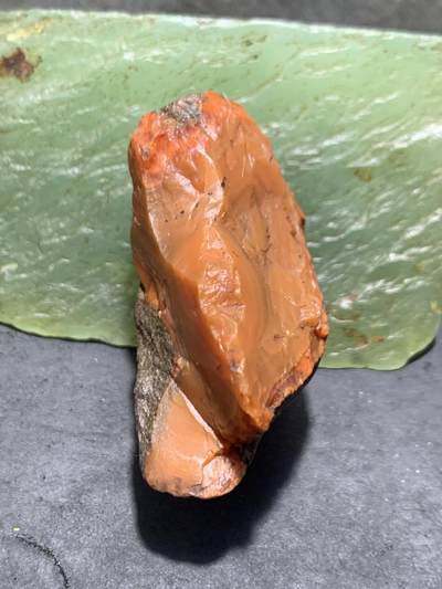精美冰红大开窗料南红玛瑙原石一颗 - 精美冰红大开窗料南红玛瑙原石一颗