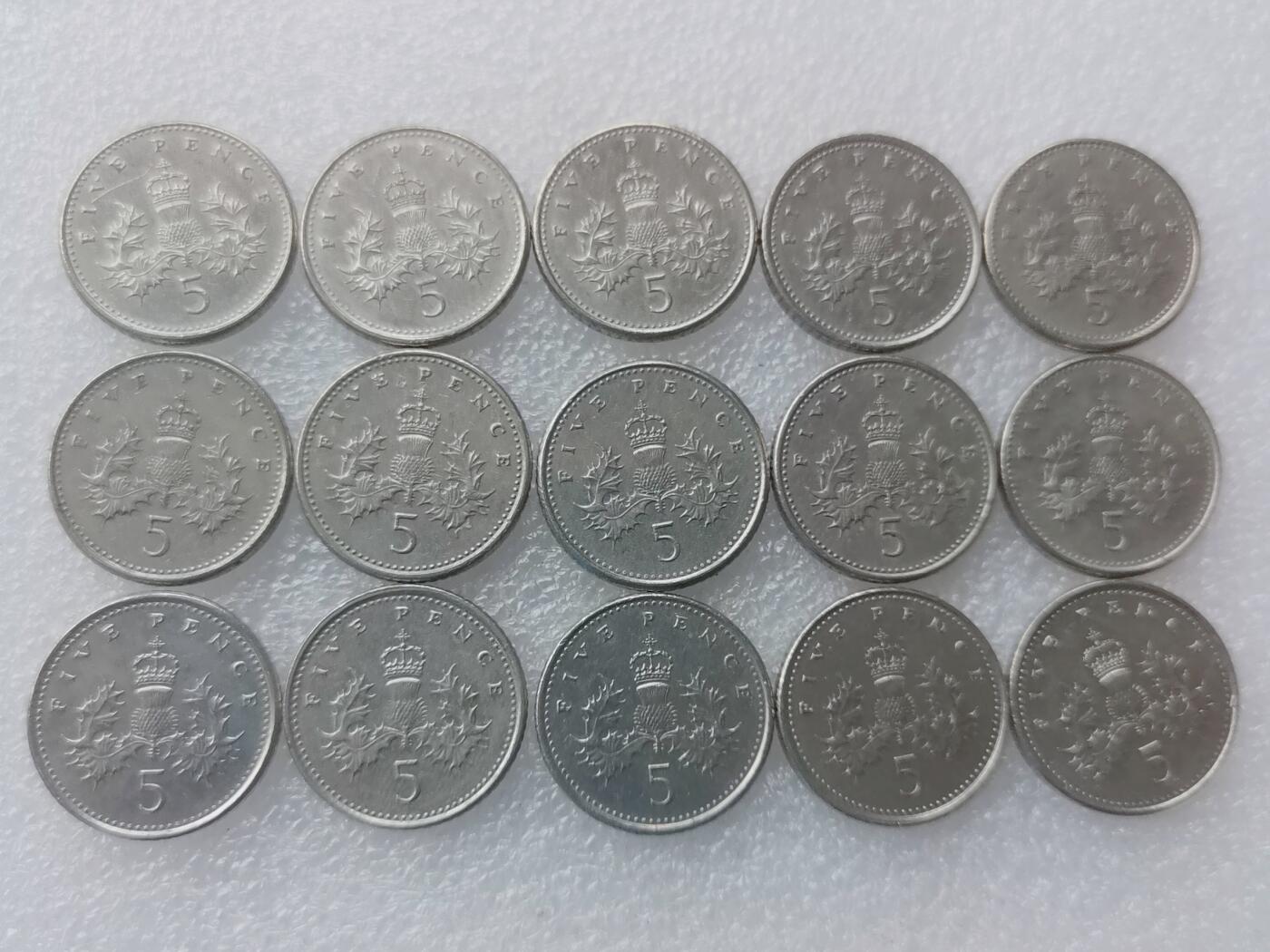 第一海外回流一元起拍收藏 散集专场. 第156期 英国5便士 小版 15枚