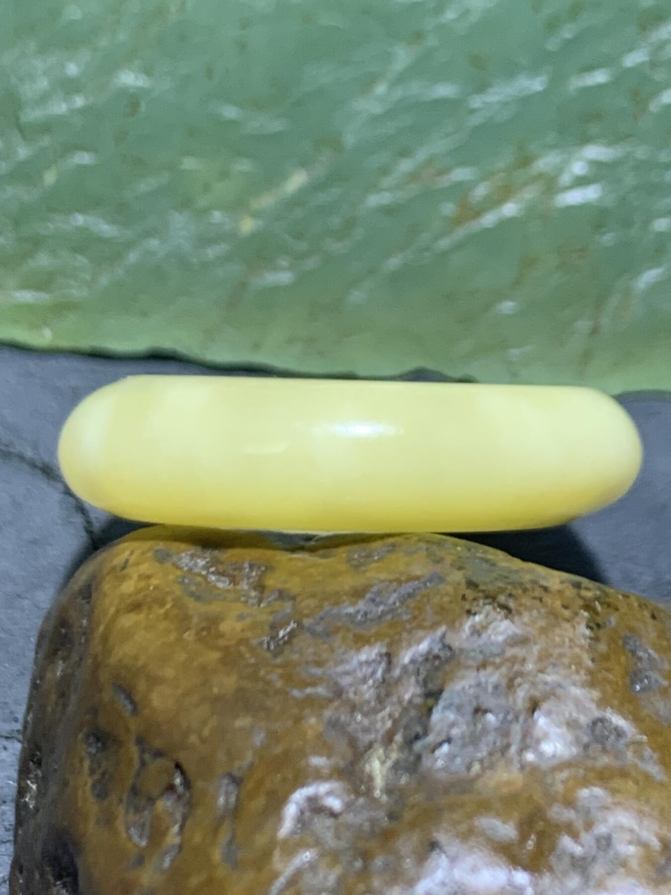 精美骨圈戒指，（跑环，卡环）一个，