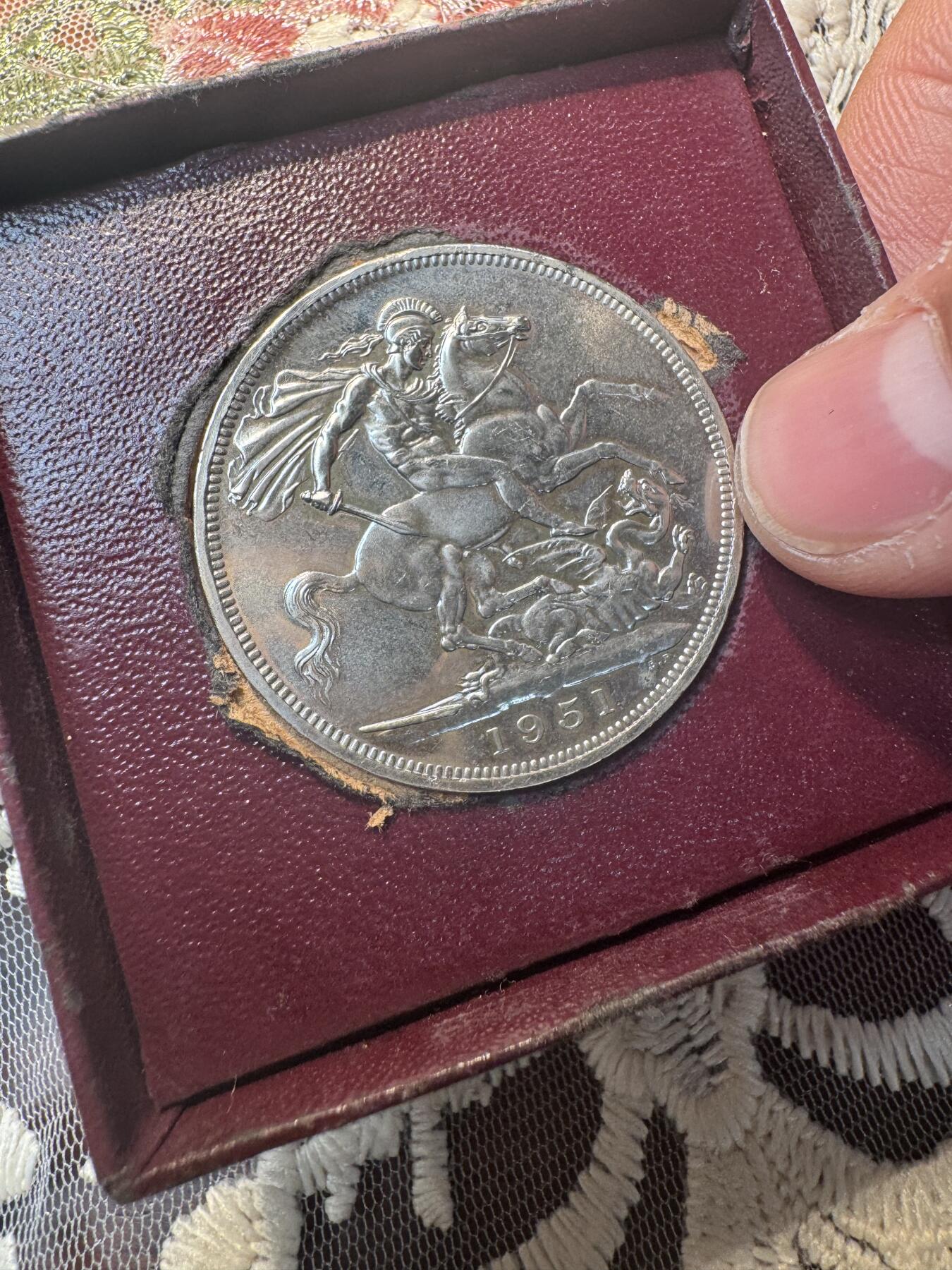 “一元初始，万象更新”新年新铺开张 全场免押0佣金 1951年英国乔治六世镍马剑，盒证全，品相很好
