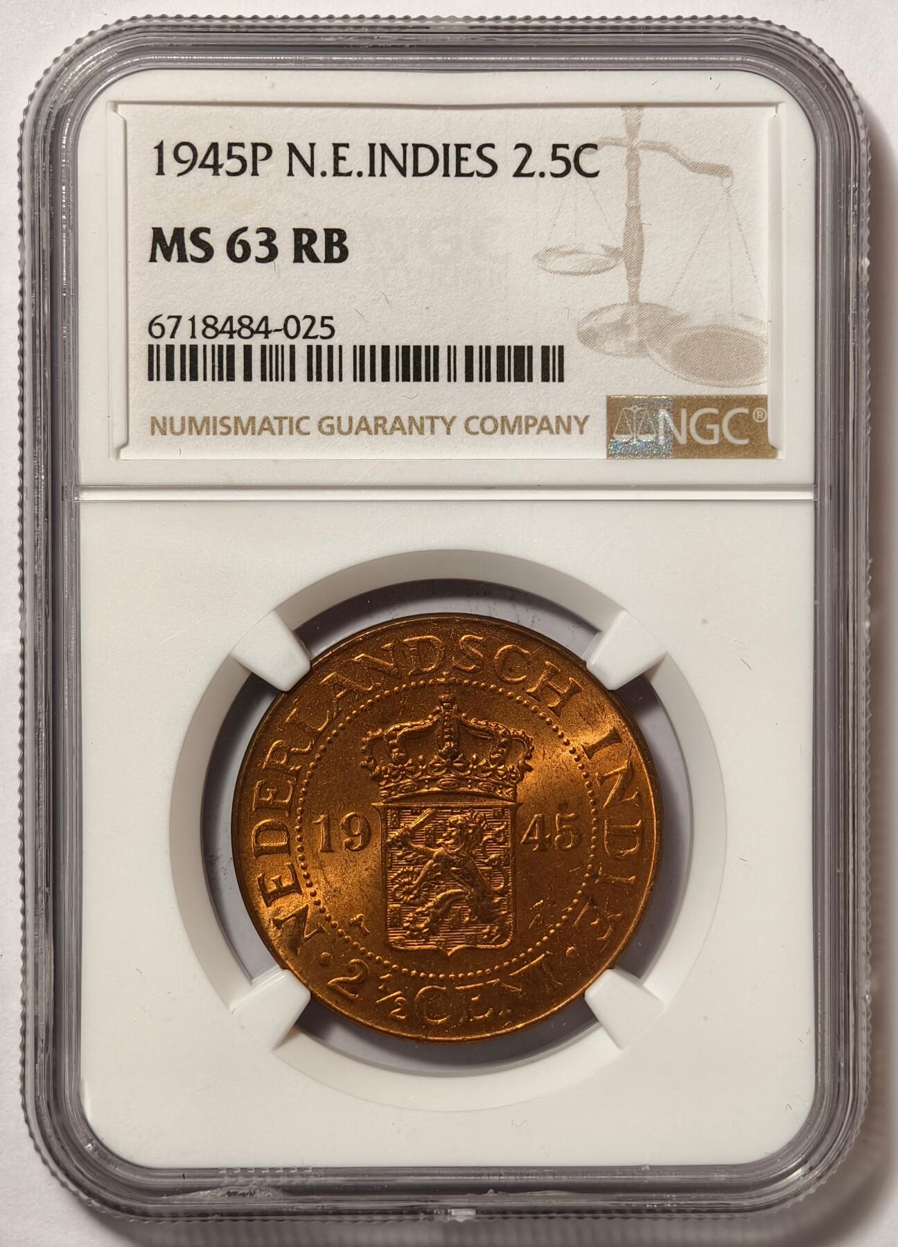紫瑗钱币——第484期 荷属东印度 1945年 P版 2.5分 铜币 NGC MS63 RB