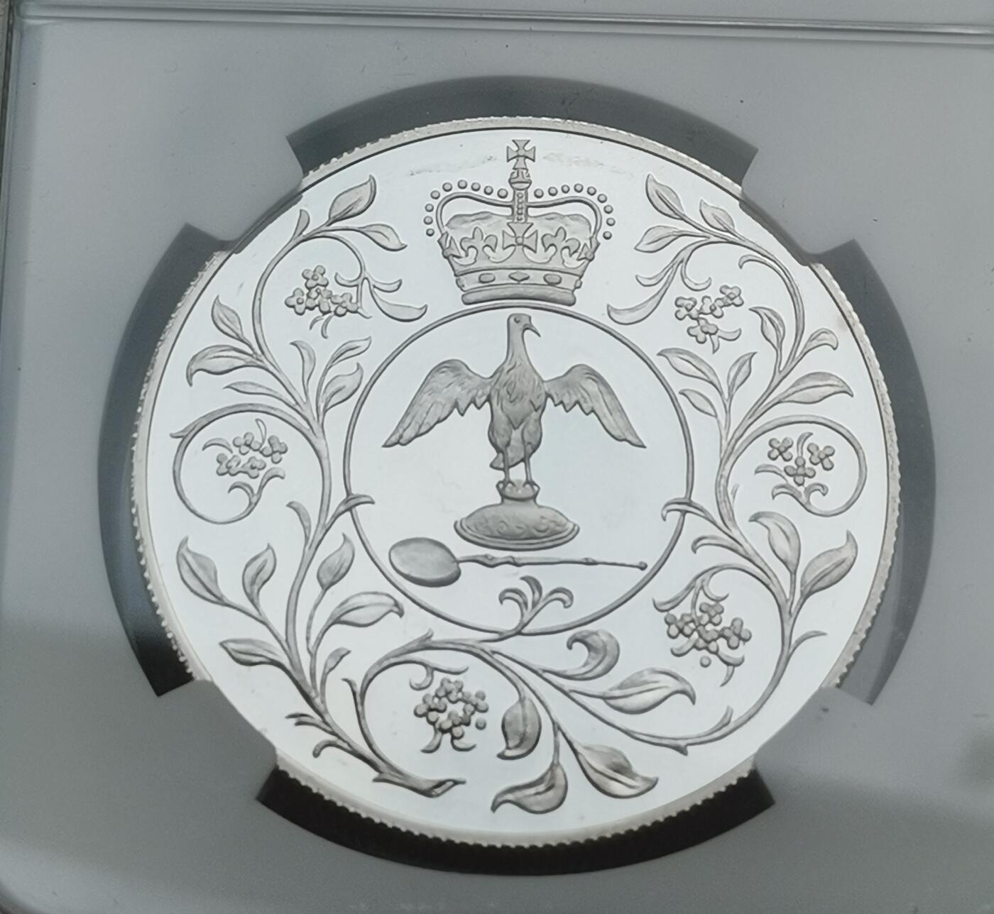 瓶子🏺第173期拍卖会  英国1977年女王登基纪念精制银币  NGC PF68UCAM