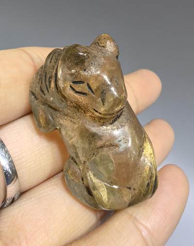 创汇时期出品水晶老虎吊坠挂件，全品如图。尺寸:3.9cm*2.4cm*2.0cm - 创汇时期出品水晶老虎吊坠挂件，全品如图。尺寸:3.9cm*2.4cm*2.0cm
