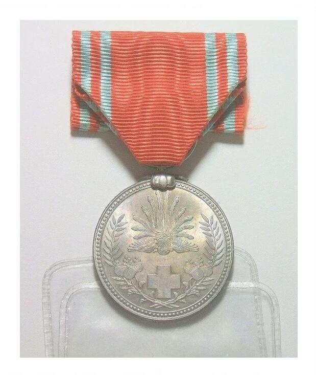 日本1888年明治21年红十字社高浮雕精制银章带绶带原盒30MM13克- 旋风