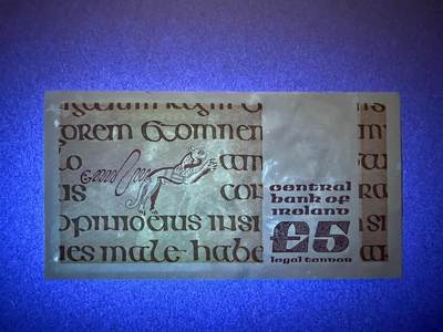 《张总收藏》181期-外币精品百拍特别场 爱尔兰5镑 UNC 1993年 爱尔兰哲学家埃里金纳 局部荧光