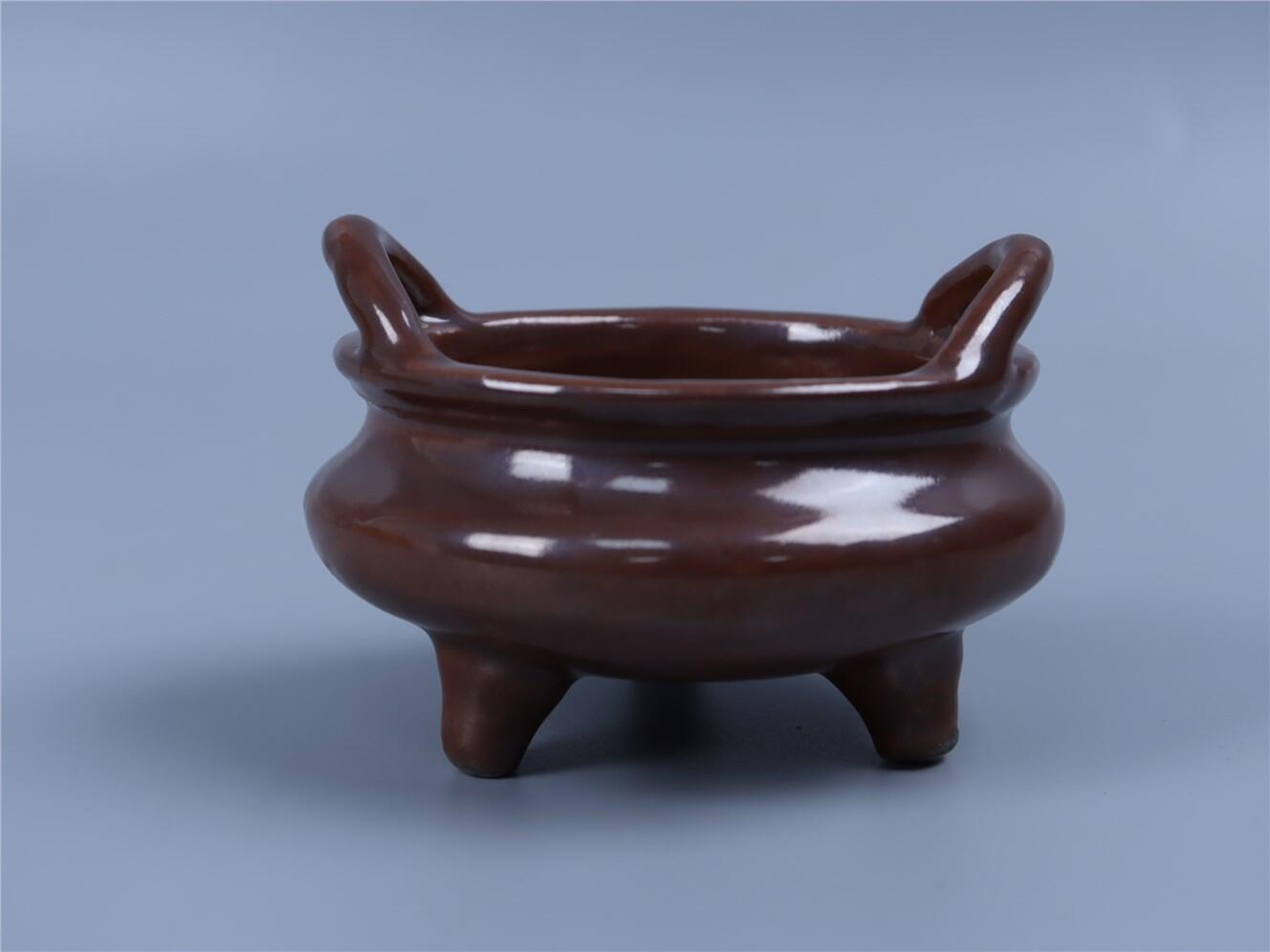 承乾2024年秋季文物艺术品拍卖会 清 紫金釉双耳琴炉 1 9.5*6cm  瓷