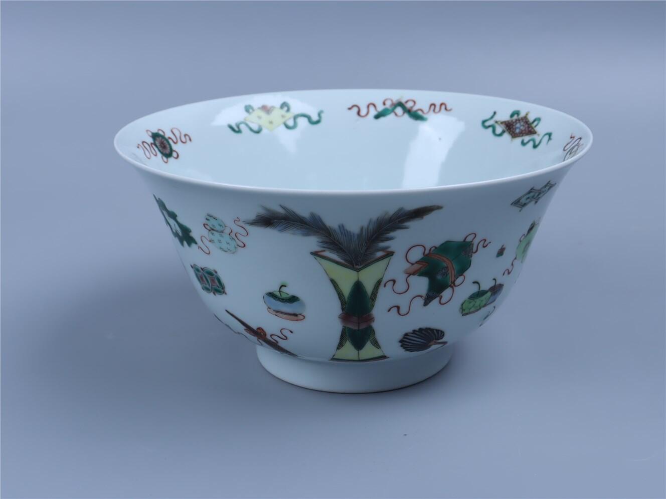 承乾2024年秋季文物艺术品拍卖会 清 五彩博古图碗 1 19.5*10cm  瓷