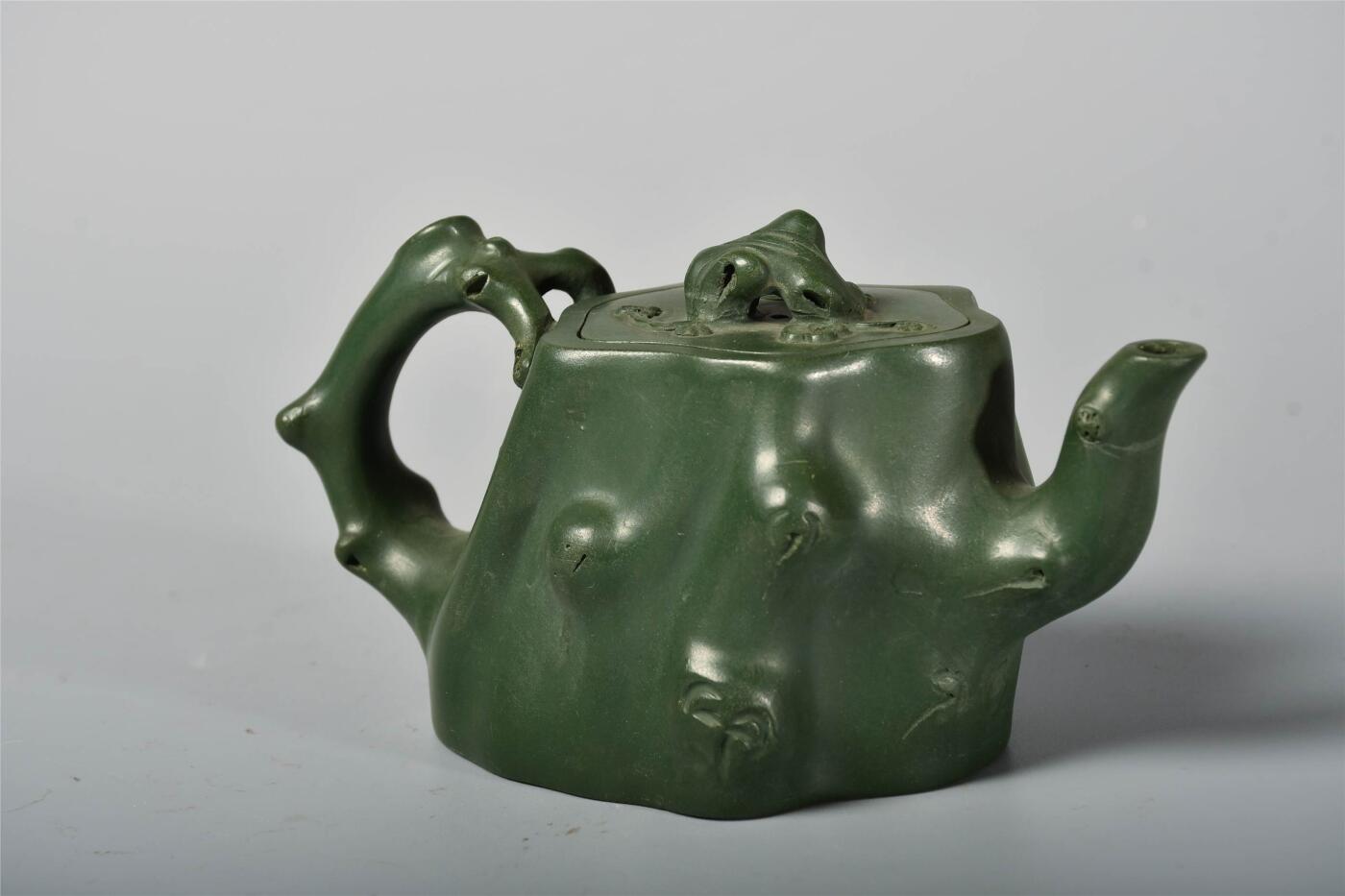 承乾2024年秋季文物艺术品拍卖会 绿泥树桩紫砂壶（刘建明制） 1 H8cm  紫砂
