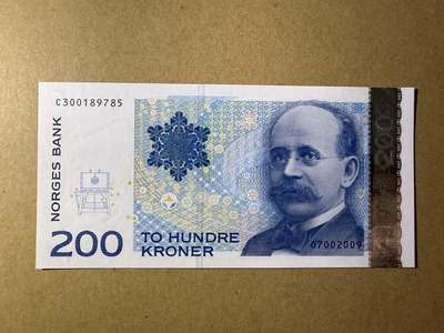 《张总收藏》181期-外币精品百拍特别场 挪威200克朗 UNC 2009年 挪威地球物理学家伯克兰 无4