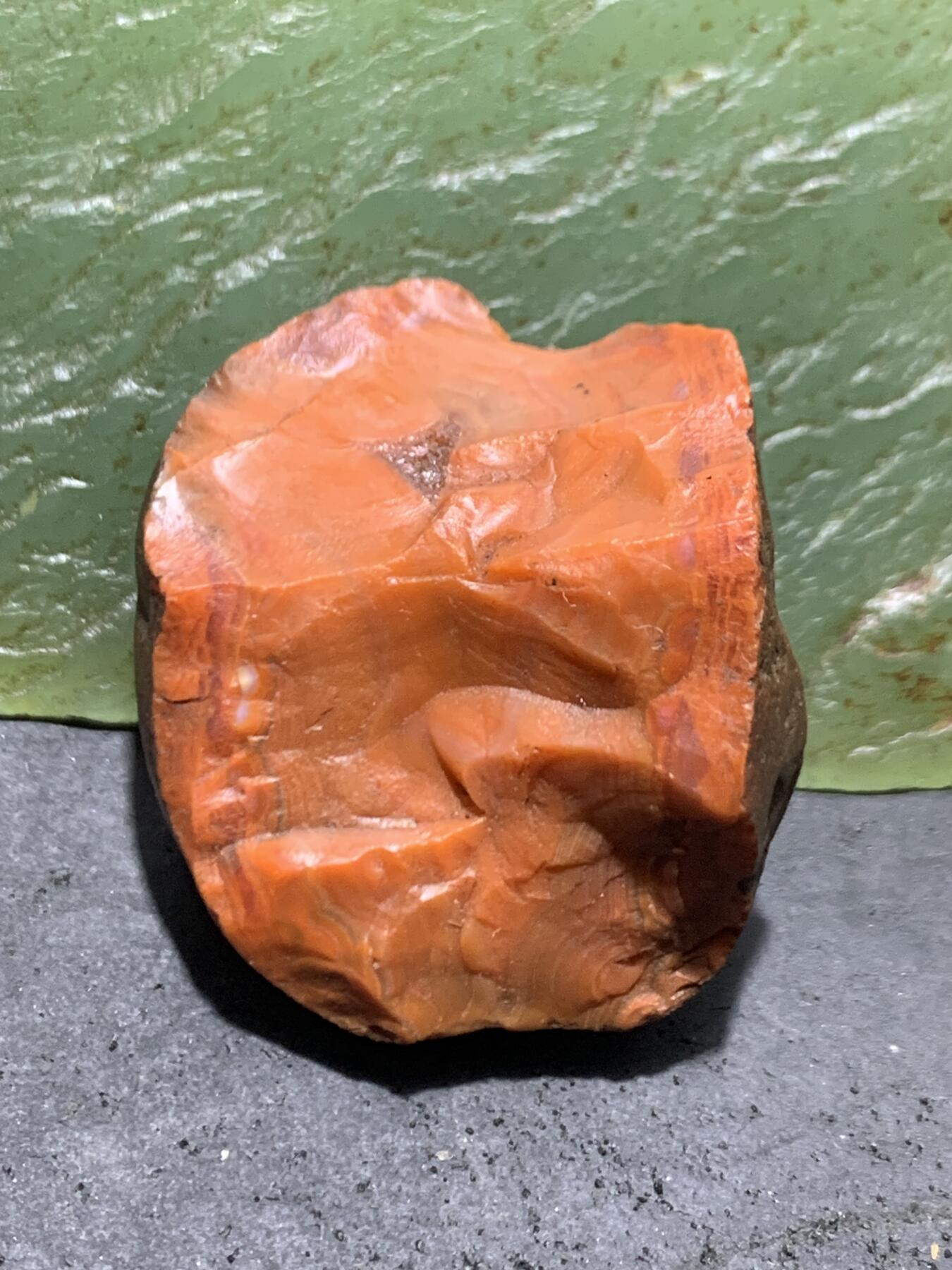 精美原皮冰飘柿子红南红玛瑙原石一颗