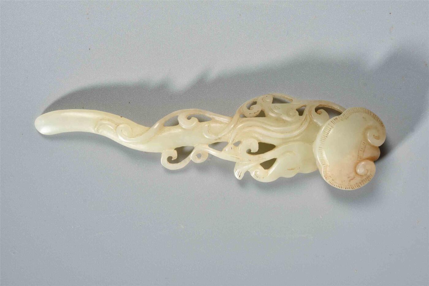 承乾2024年秋季文物艺术品拍卖会 清 和田玉如意文房摆件 1 L11.5CM  和田玉