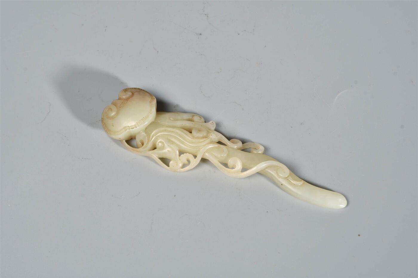 承乾2024年秋季文物艺术品拍卖会 清 和田玉如意文房摆件 1 L11.5CM  和田玉