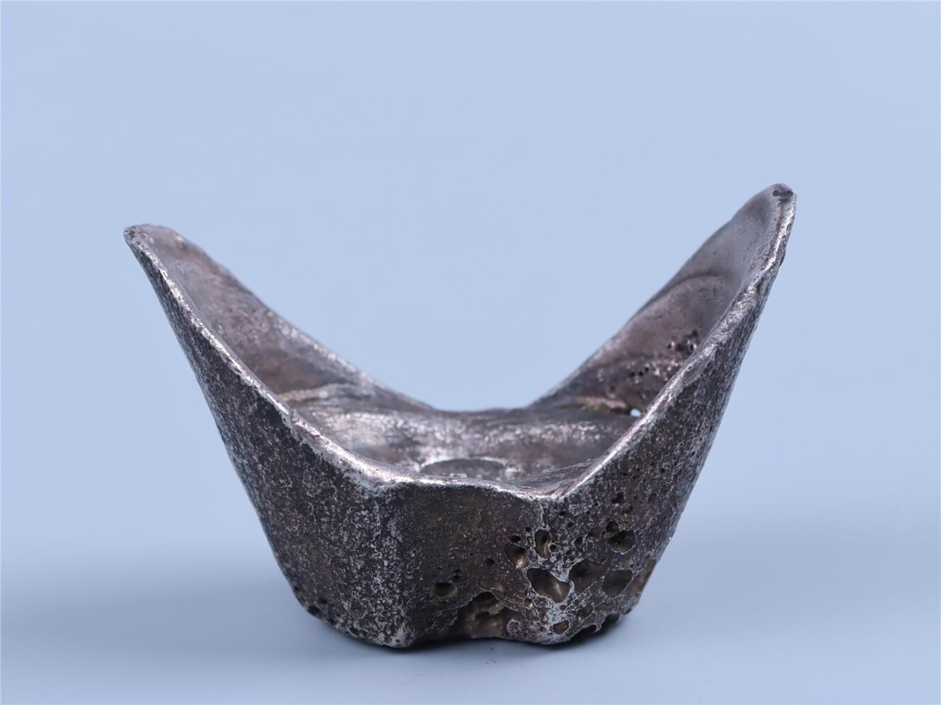承乾2024年秋季文物艺术品拍卖会 清代 五两银锭 1 6.38*3.06cm 171.49g 银锭