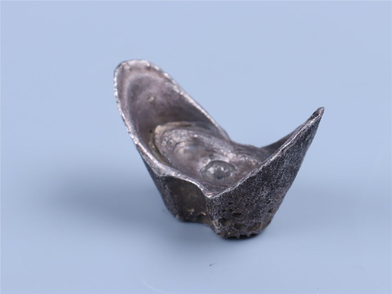 承乾2024年秋季文物艺术品拍卖会 清代 五两银锭 1 6.38*3.06cm 171.49g 银锭
