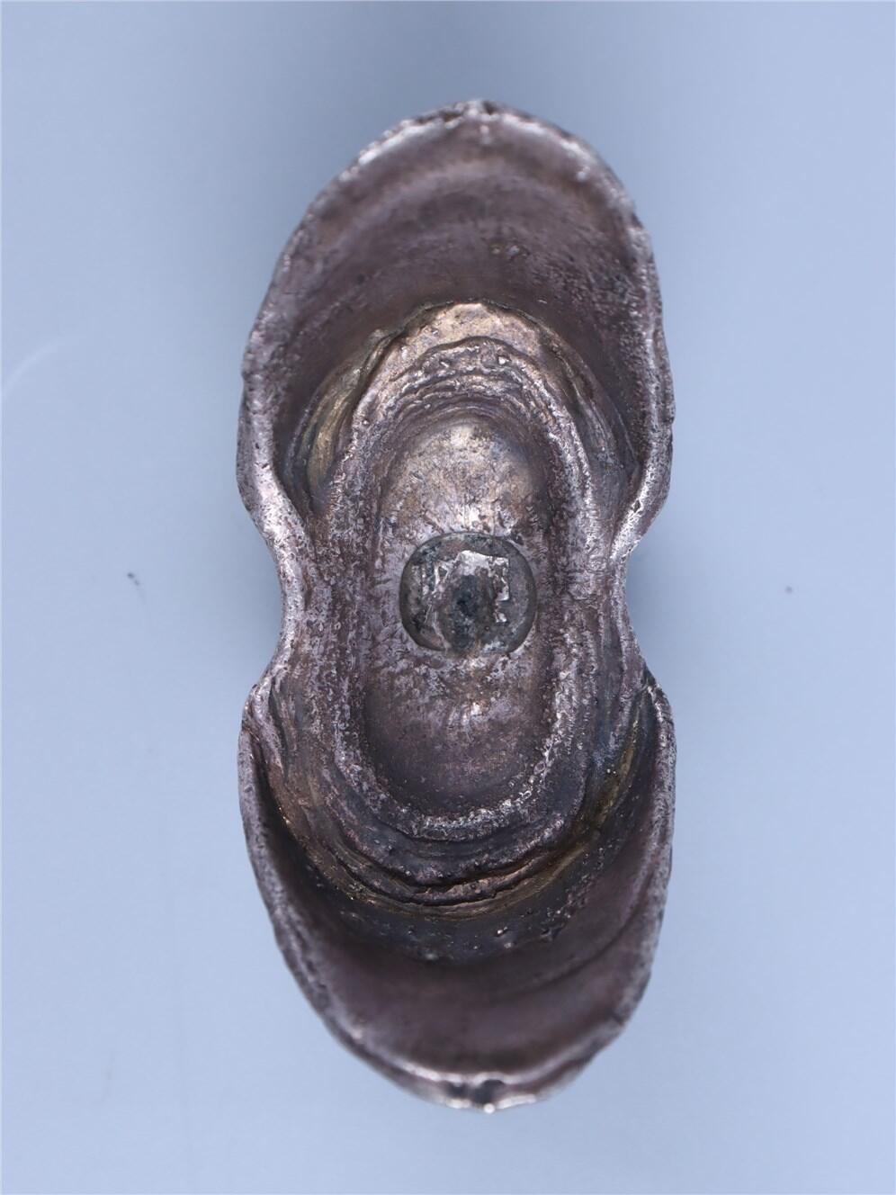 承乾2024年秋季文物艺术品拍卖会 清代 五两银锭 1 6.38*3.06cm 171.49g 银锭