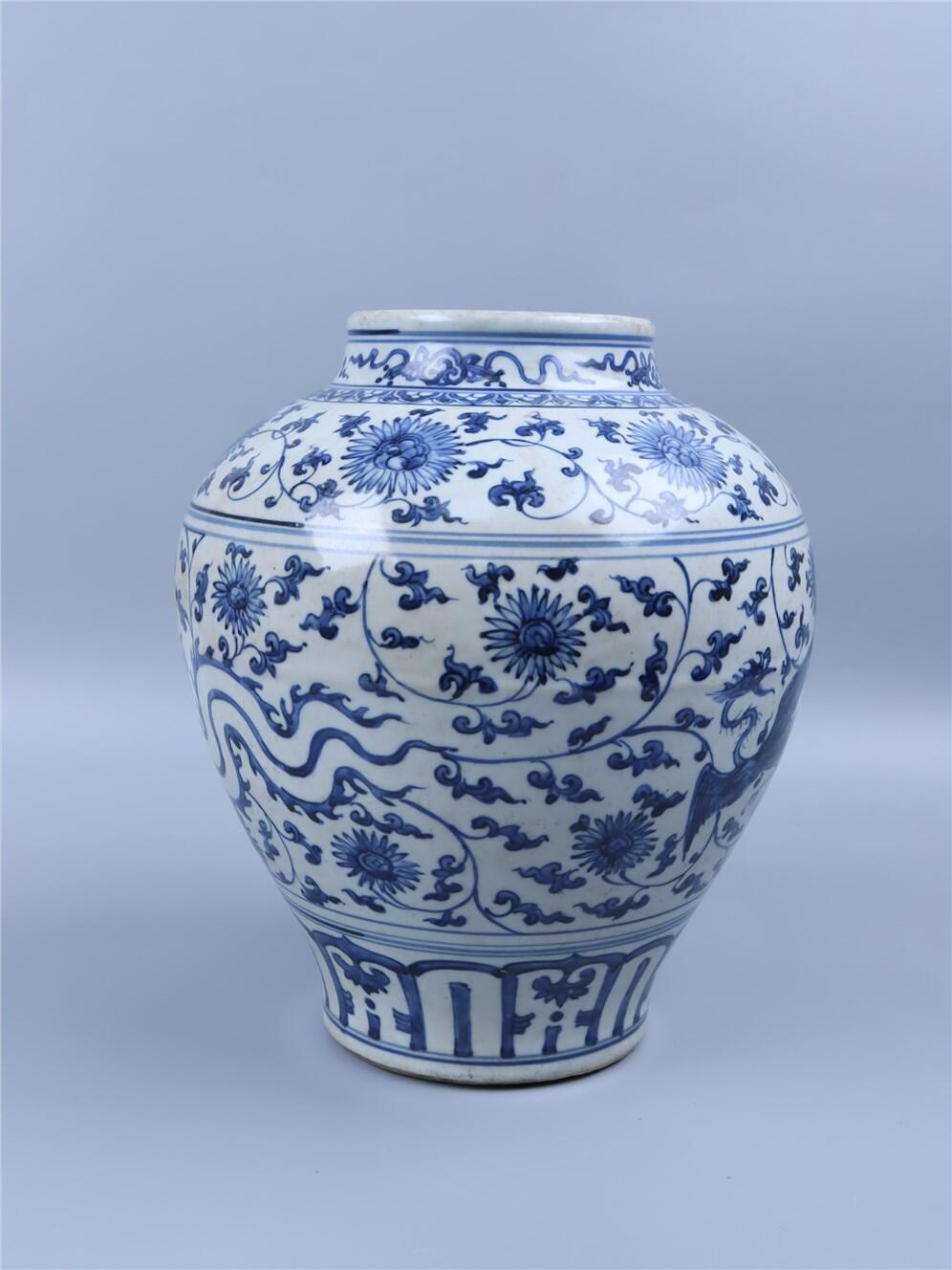 承乾2024年秋季文物艺术品拍卖会 明 青花凤穿花纹罐 1 24*31cm  瓷