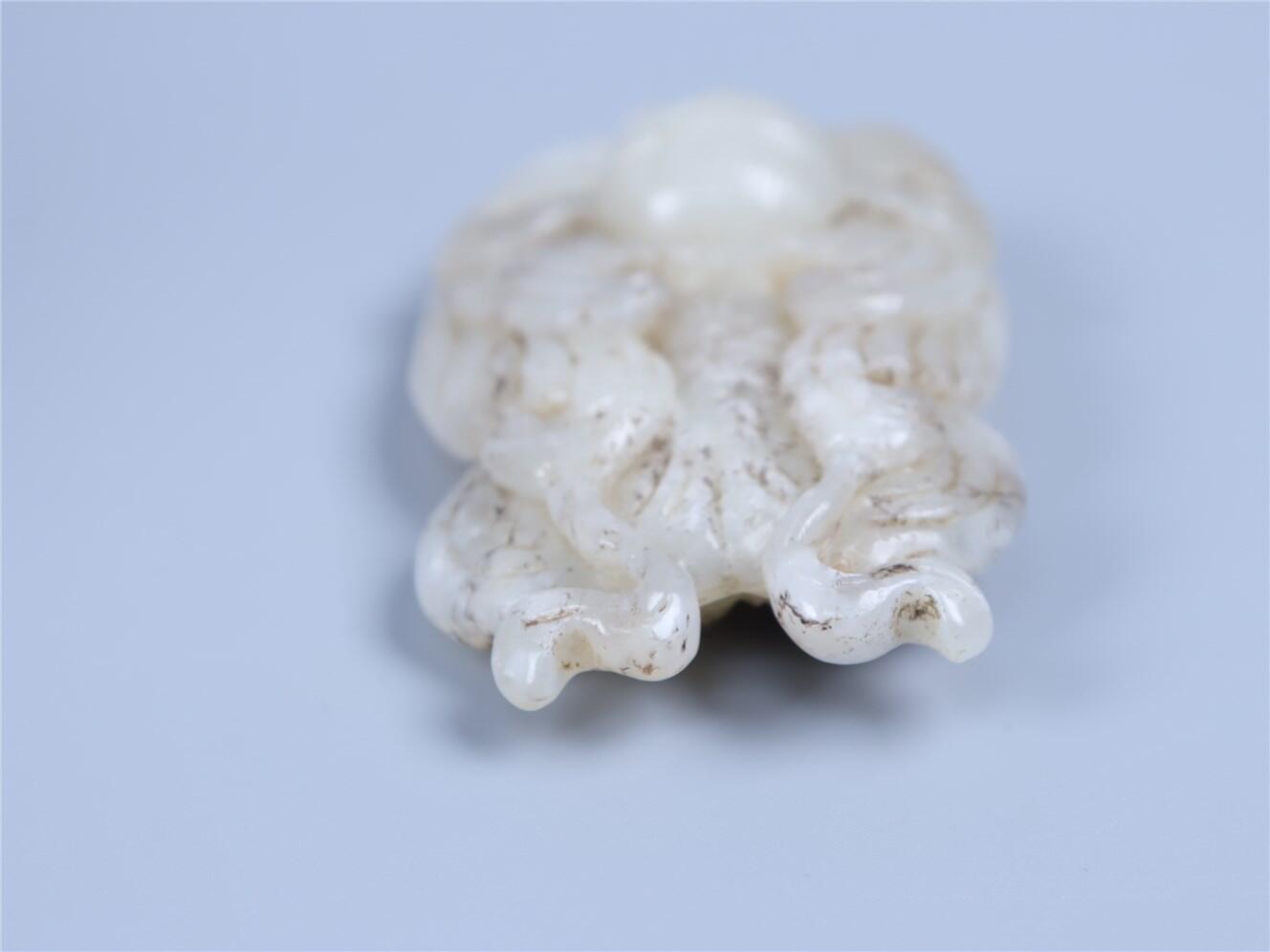 承乾2024年秋季文物艺术品拍卖会 清 白玉迦楼罗把件 1 8.48*4.82cm 87.68g 玉