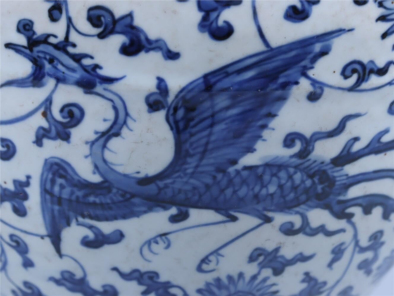 承乾2024年秋季文物艺术品拍卖会 明 青花凤穿花纹罐 1 24*31cm  瓷