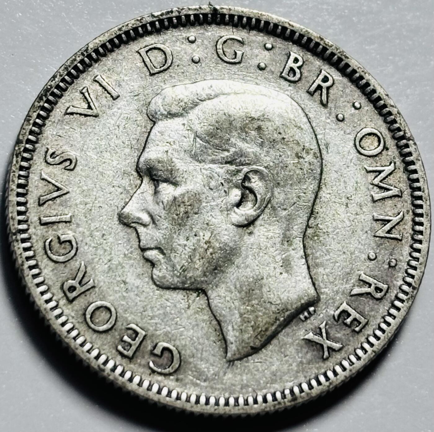 文馨钱币收藏第 203 场，英系套册纪念币，古铜币 1943 年英国 1 先令银币
