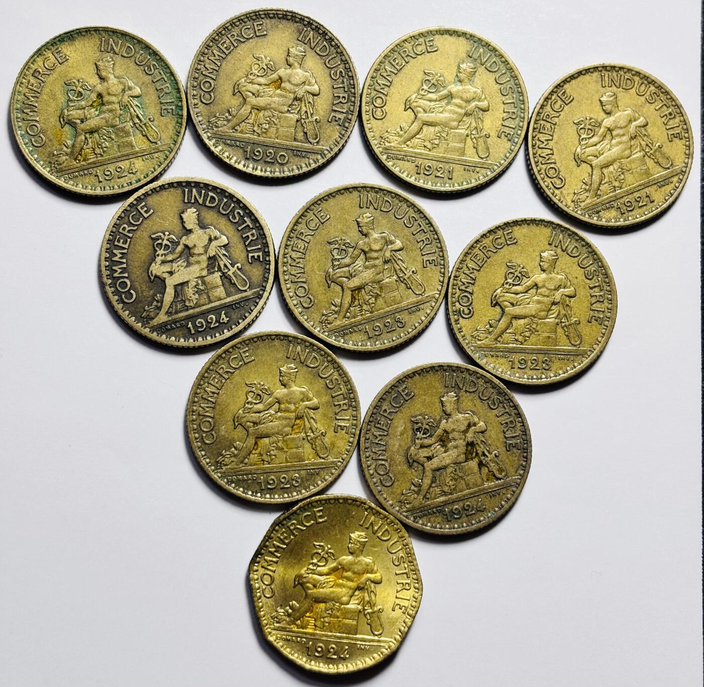 文馨钱币收藏第 203 场，英系套册纪念币，古铜币 192×年法国商务部坐洋 1 法郎 10 枚
