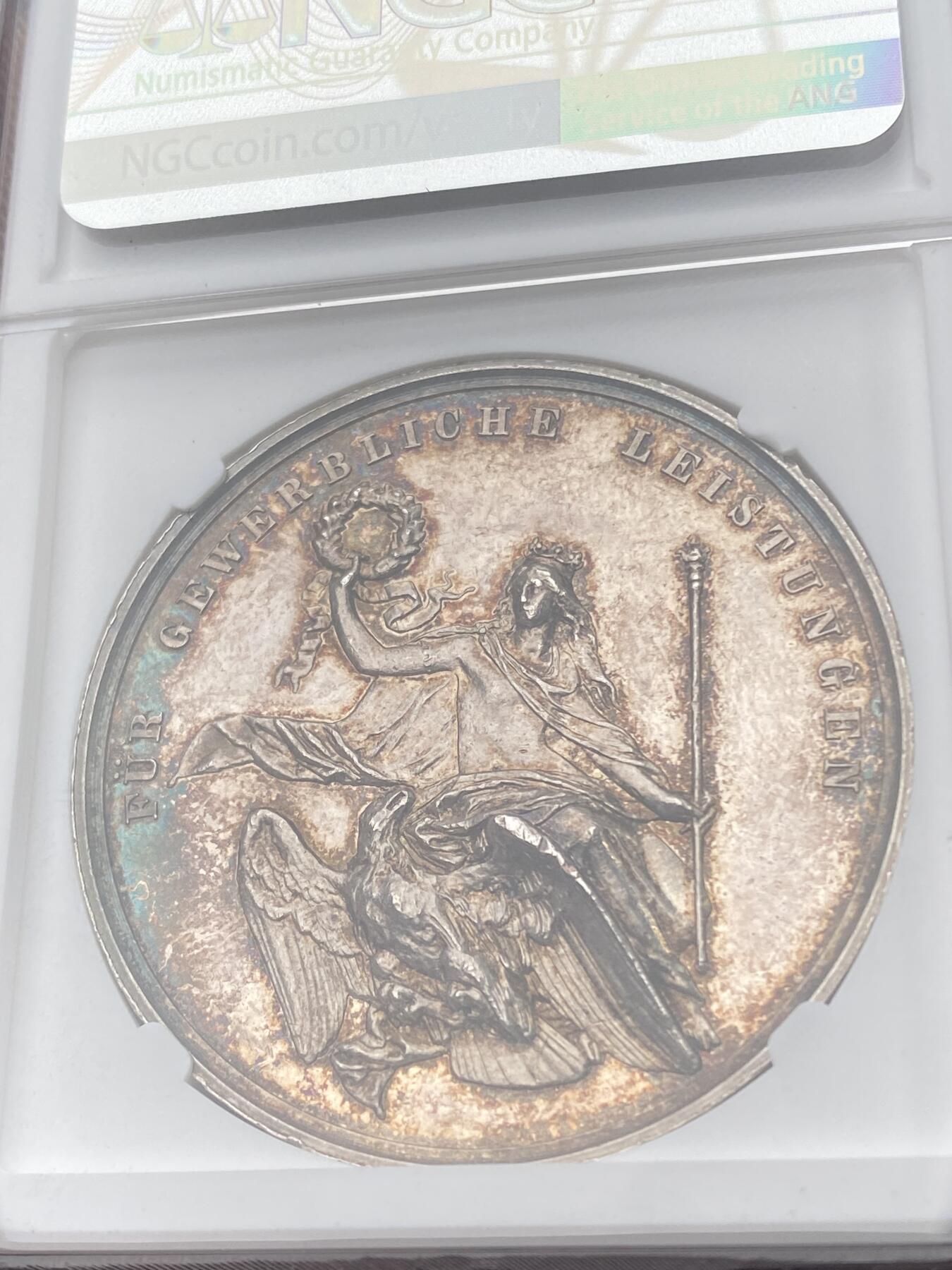 万国钱币拍卖第040期（万国2025新年大拍） NGC MS62 1850年德国普鲁士威廉四世国家商业成就纪念大银章 41.8MM 43.32G 日耳曼尼娅身坐帝国鹰送上祝福 高浮雕环五彩罕见