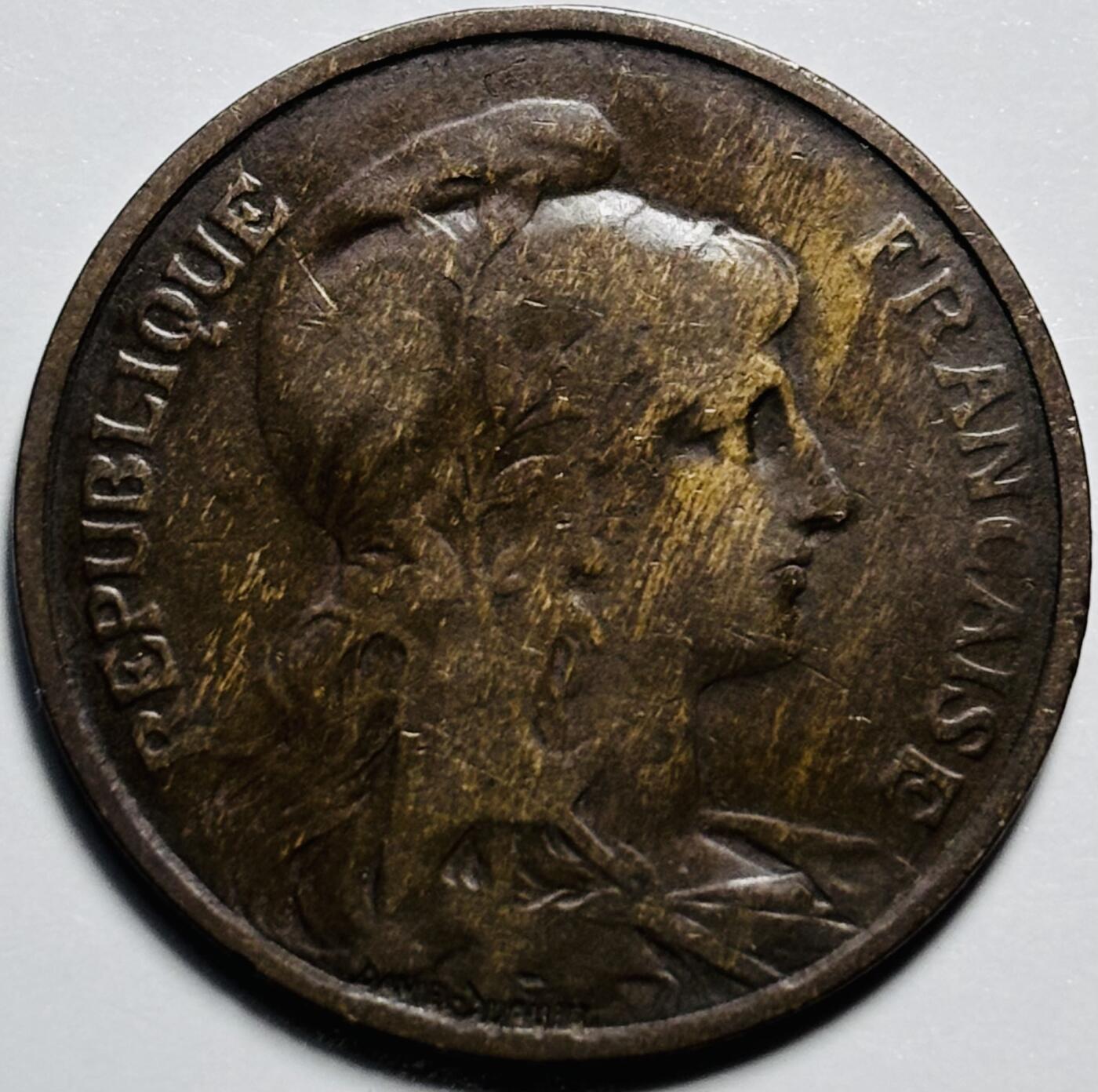文馨钱币收藏第 203 场，英系套册纪念币，古铜币 1909 年法兰西第三共和国玛丽安娜女神 5 分古铜币