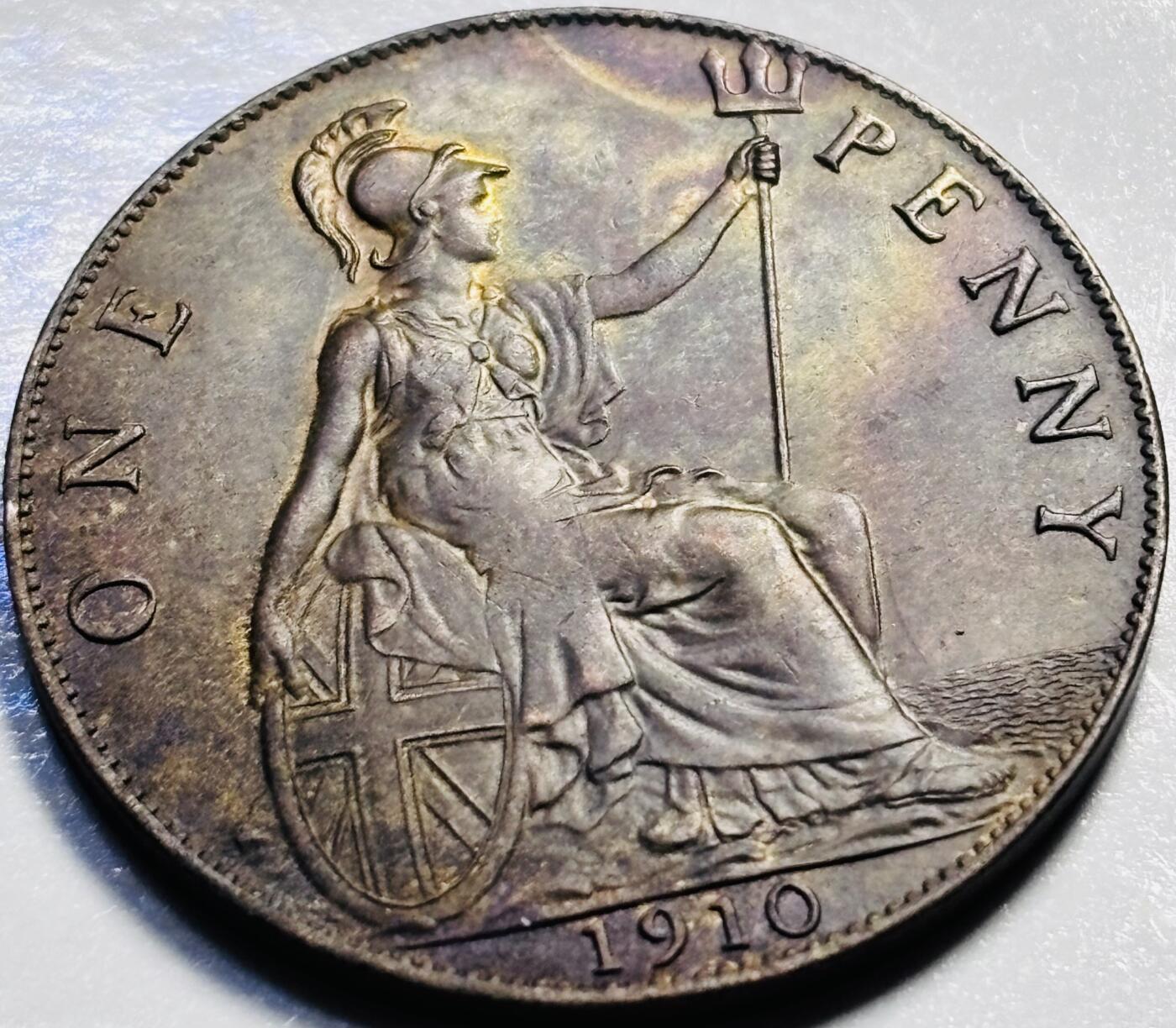 文馨钱币收藏第 203 场，英系套册纪念币，古铜币 带彩极美品 1910 年英国爱德华七世 1 便士古铜币