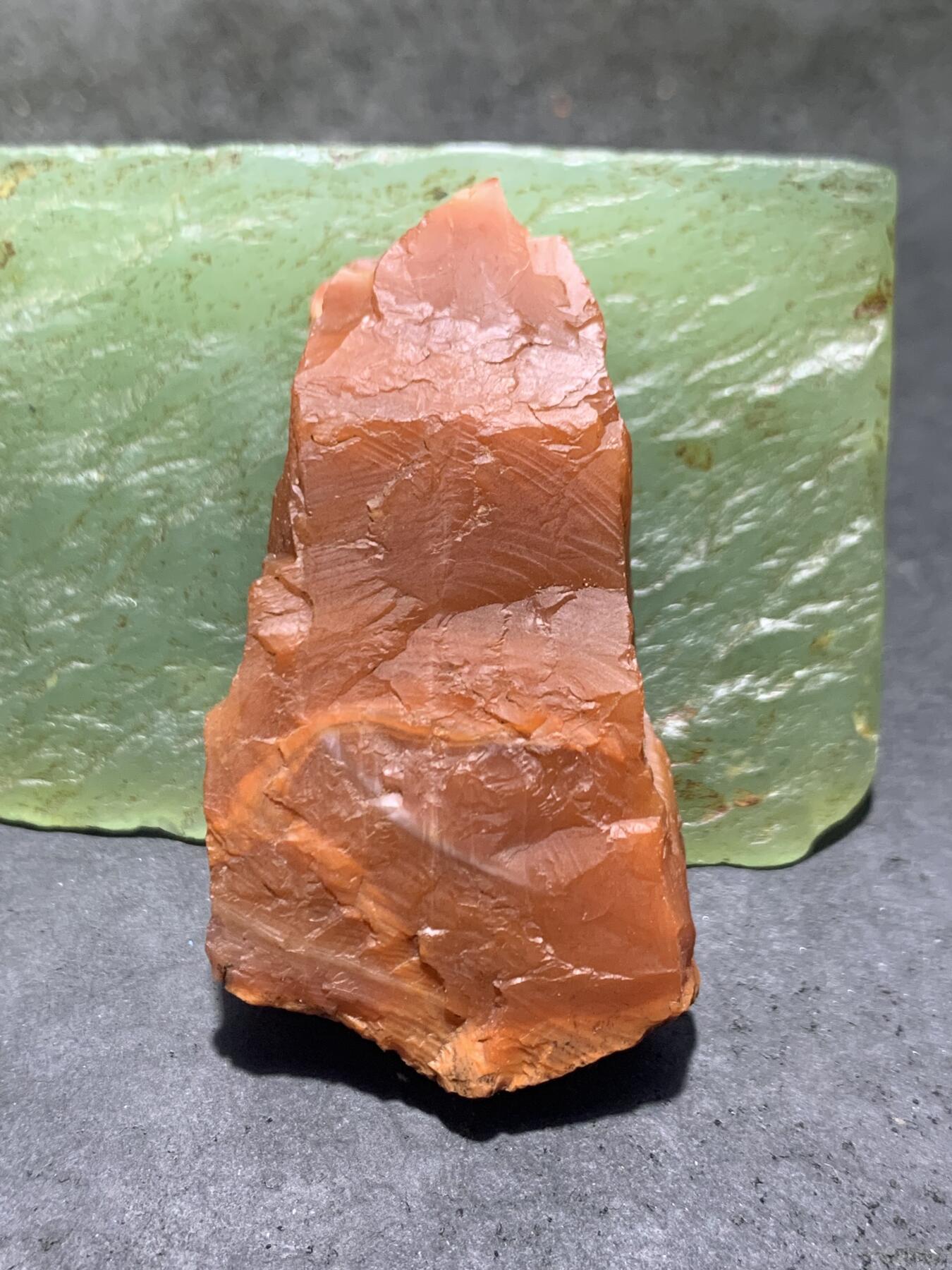 精美原皮冰红大开窗料南红玛瑙原石一颗，